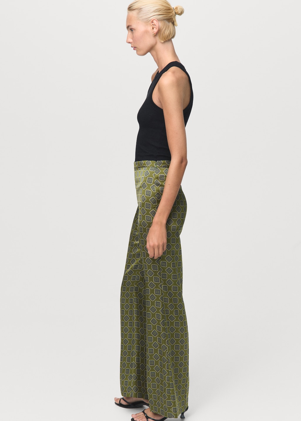 Geometric-print satin pants - Women | MANGO USA