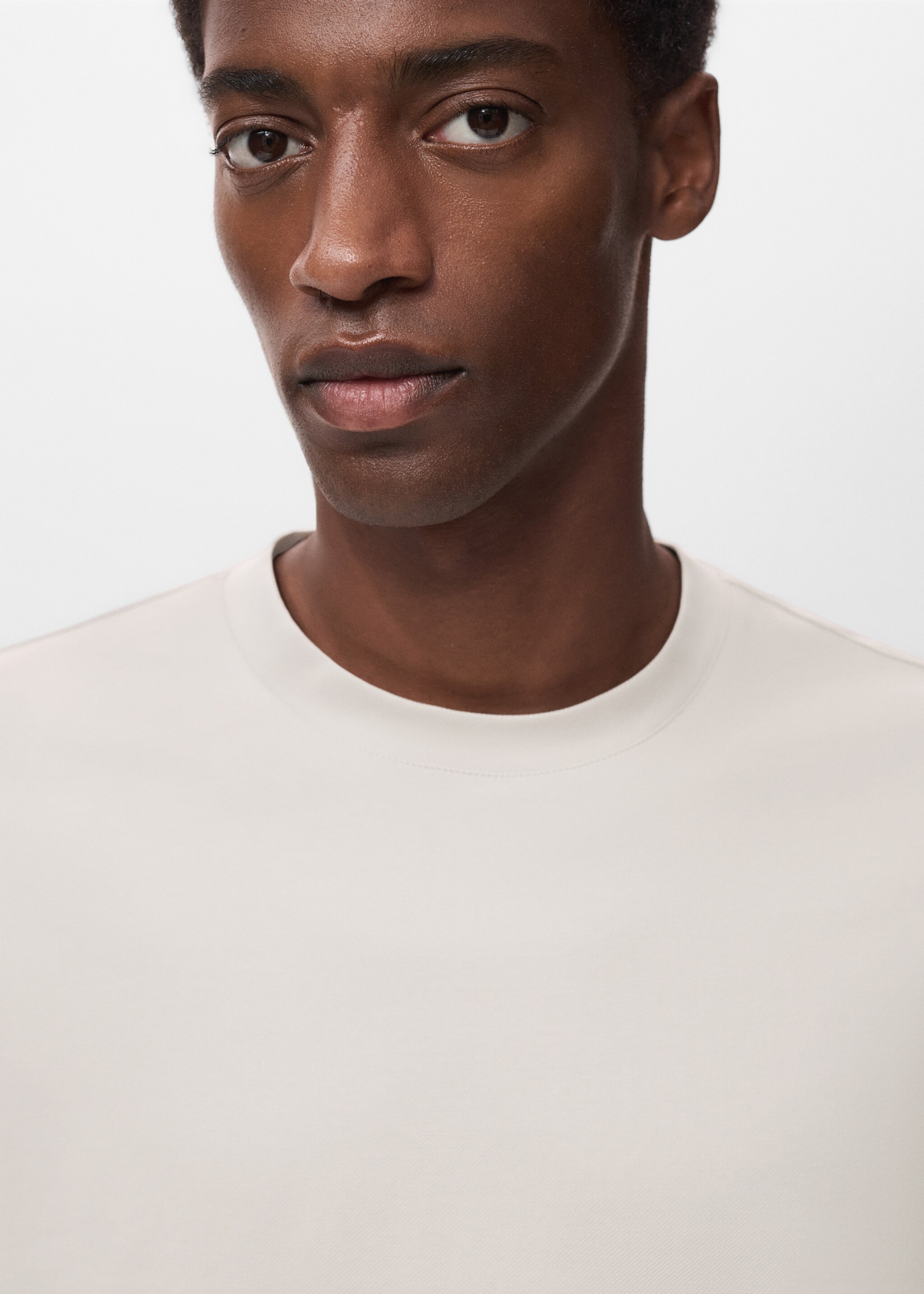 Regular-fit Thermolite® t-shirt - Details of the article 1, Ice Grey. Ref: 17045977-00.