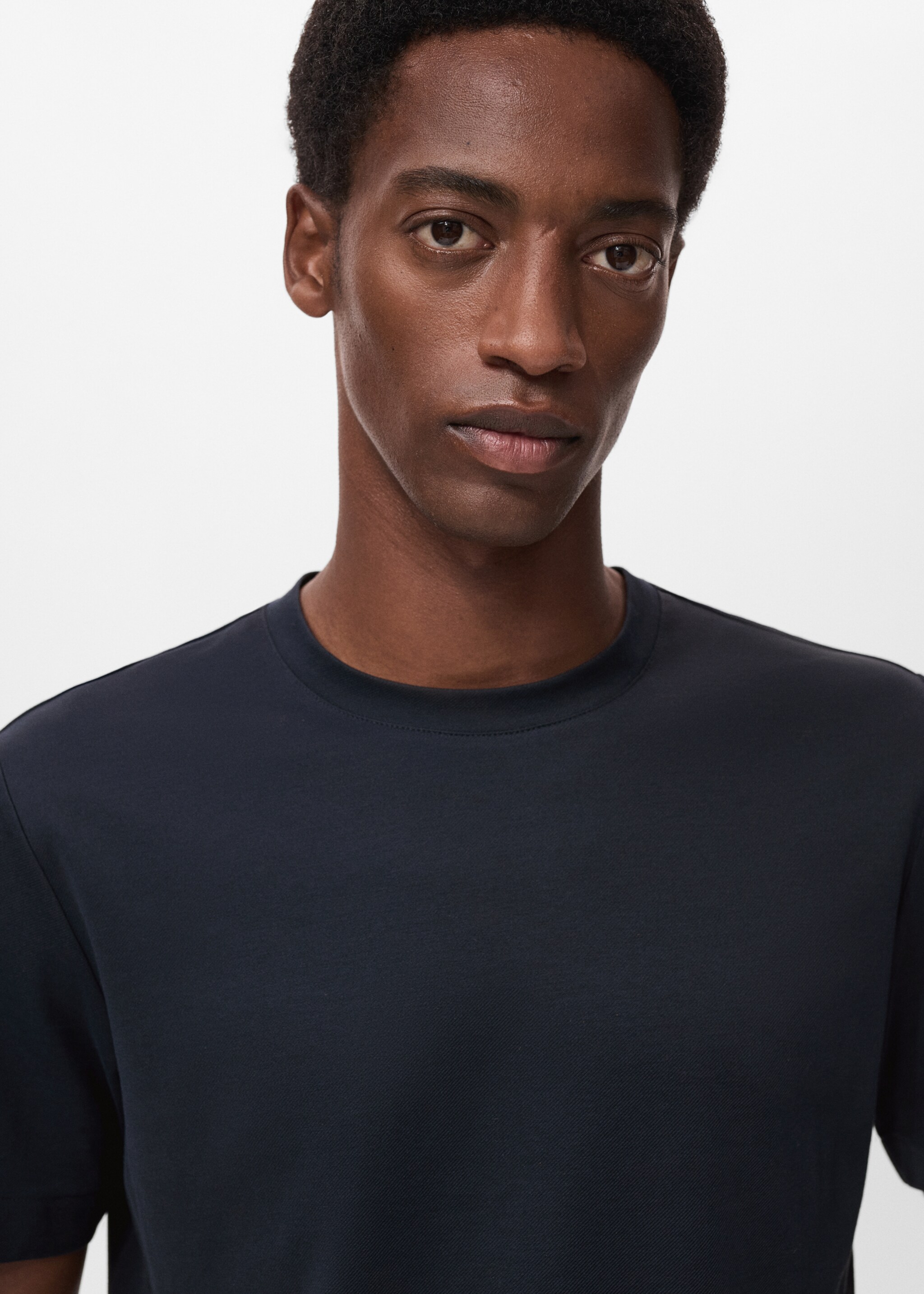 Regular-fit Thermolite® t-shirt - Details of the article 1, Navy. Ref: 17045977-00.