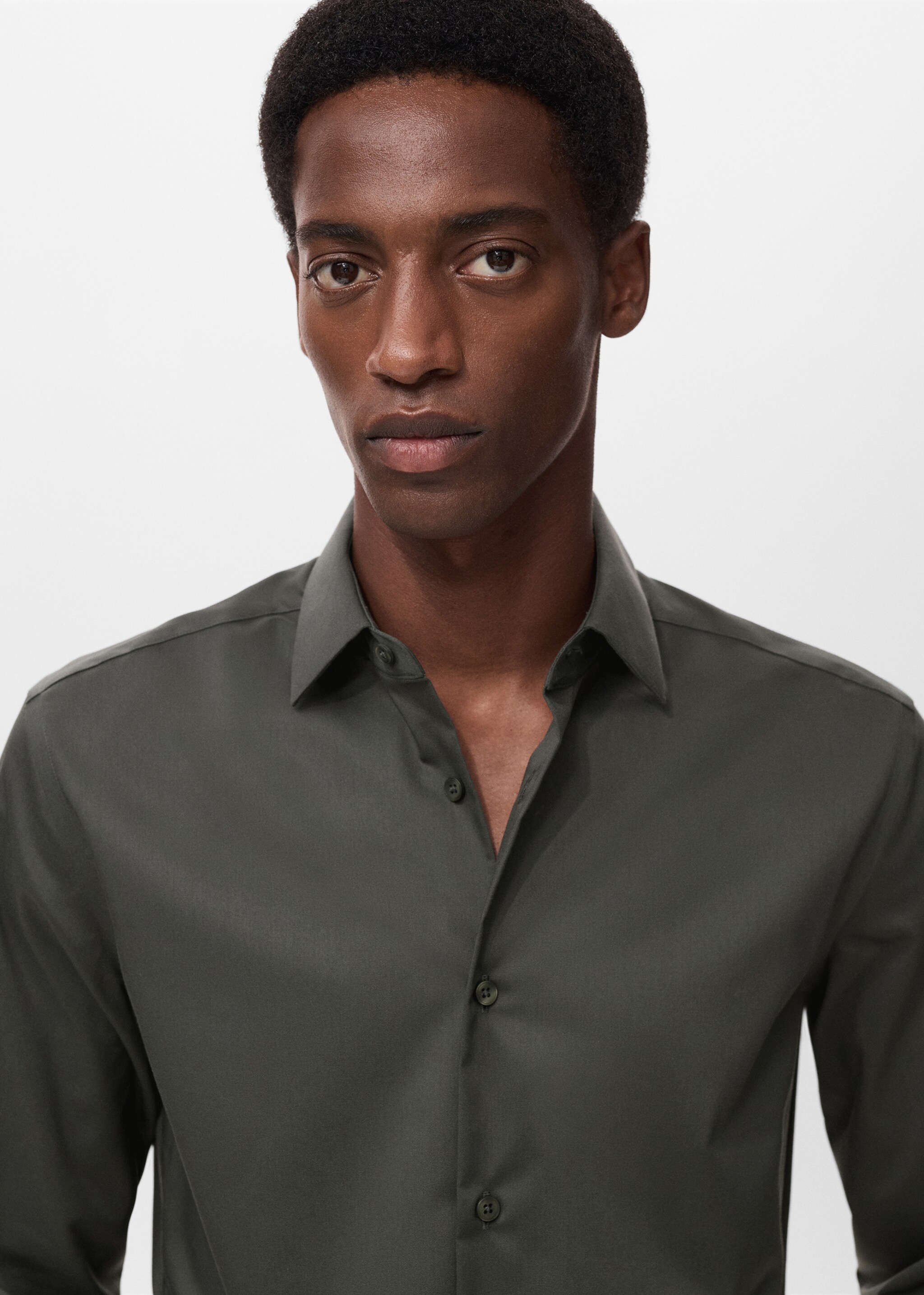 Comfort stretch non-iron shirt - Details of the article 1, Khaki. Ref: 17045980-00.