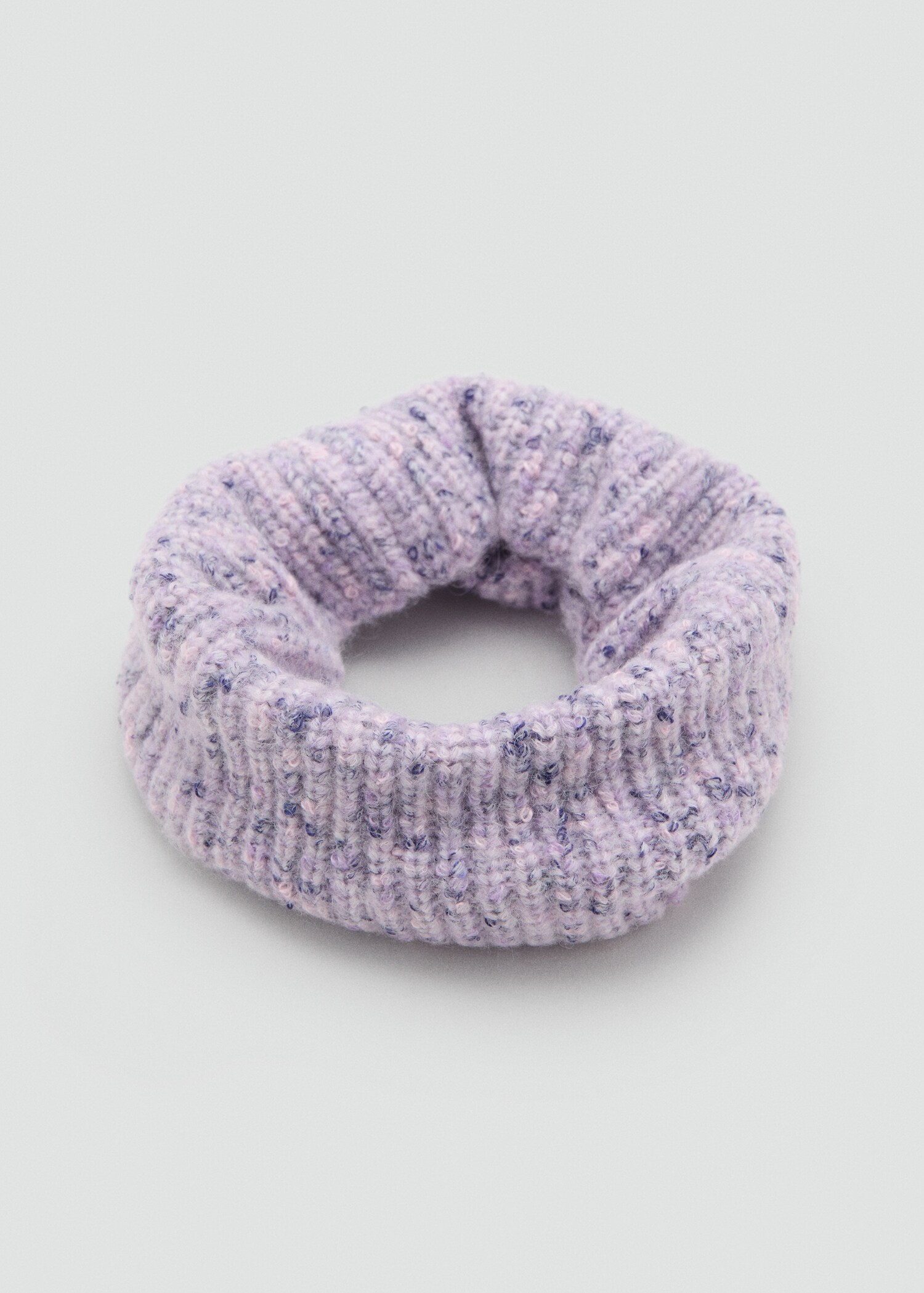 Flecked knit scarf - Details of the article 1