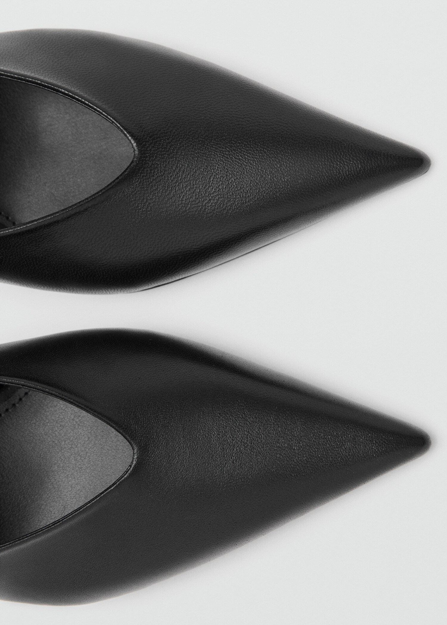 Pointed-toe leather heeled shoes - Details of the article 2