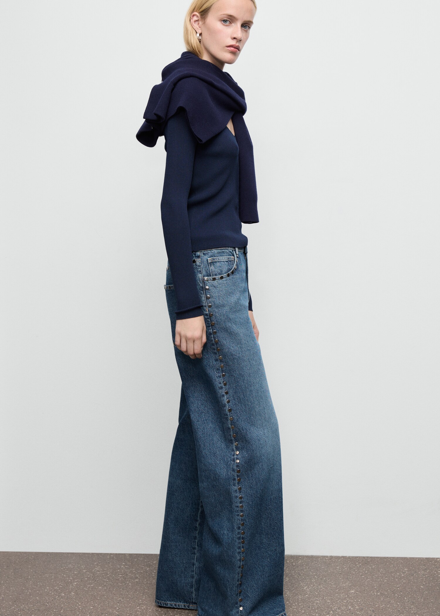 Wide leg studded jeans - Details of the article 1
