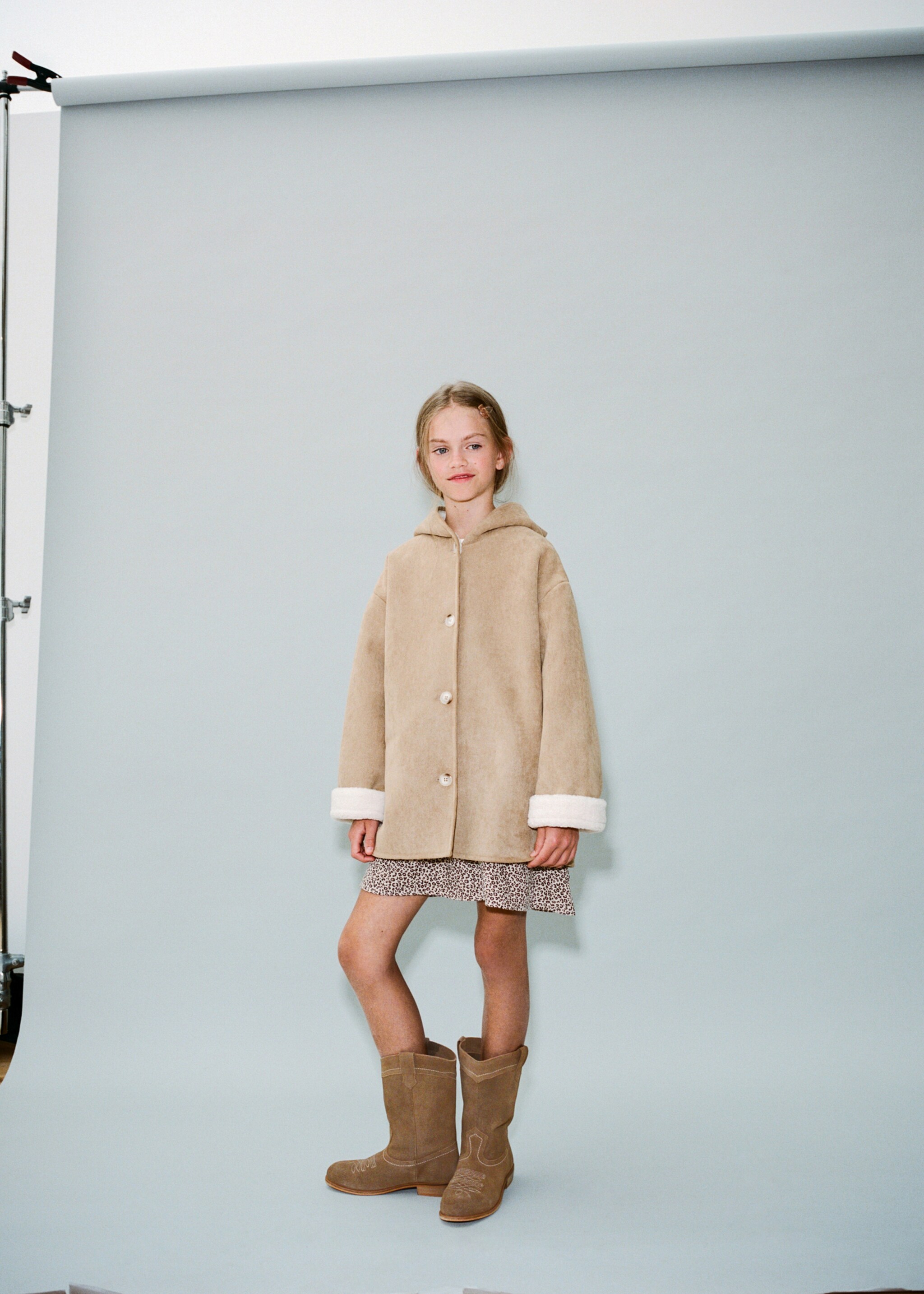 Split leather boots - Details of the article 5, Sand. Ref: 17046329-00.