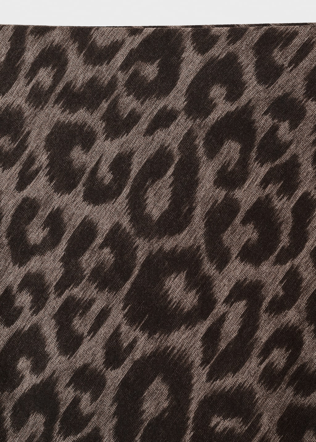 Long leopard-print skirt