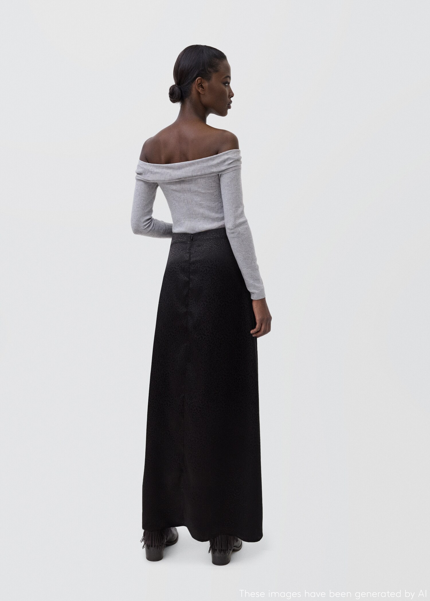 Long leopard-print skirt - Reverse of the article