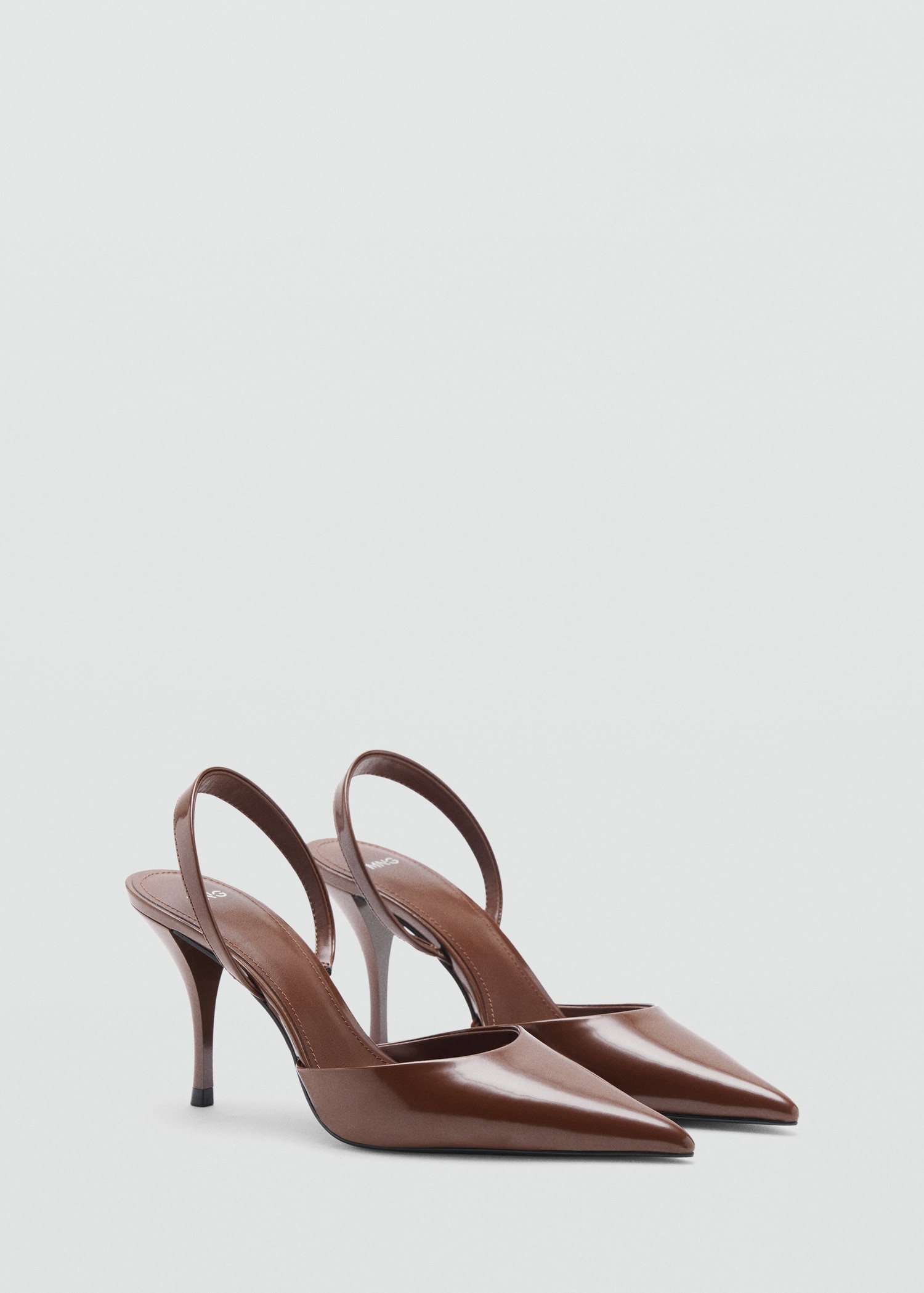 Pointed shoes with patent leather effect - Medium plane