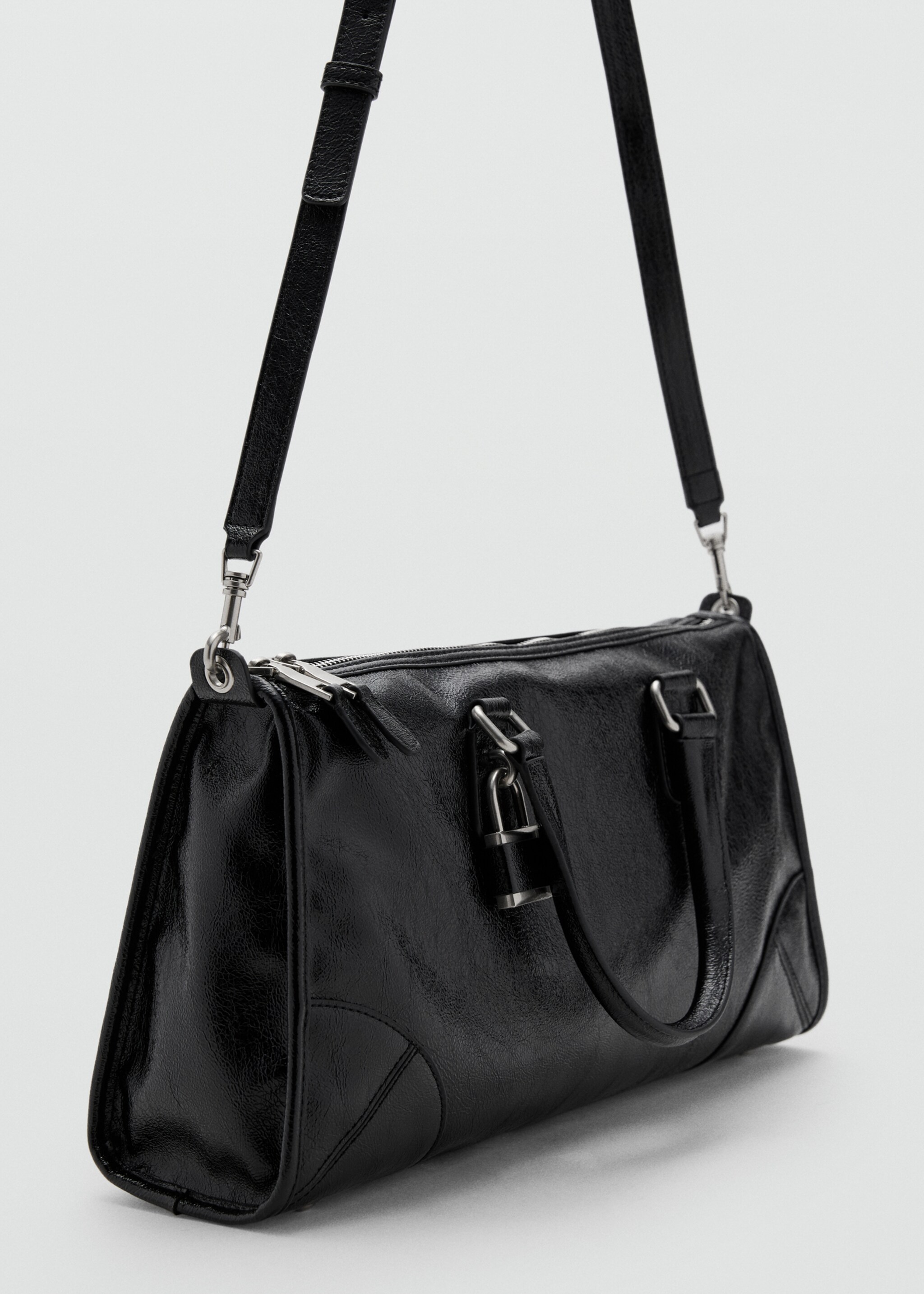 Bolso asas acabado brillante - Plano medio, Negro. Ref: 17046353-00.
