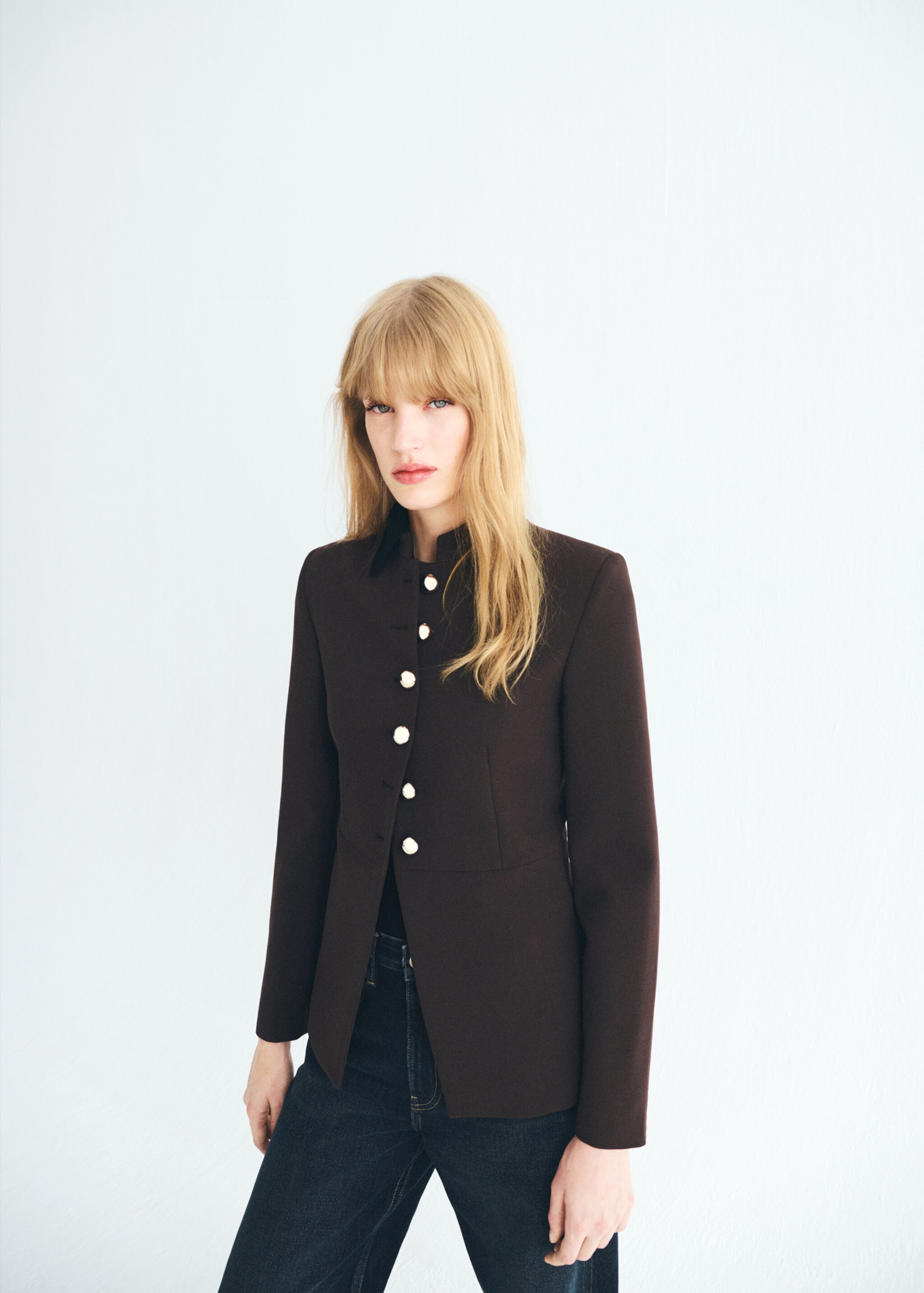 Jacket with jewel-button strip collar - Details of the article 2, Brown. Ref: 17046362-00.