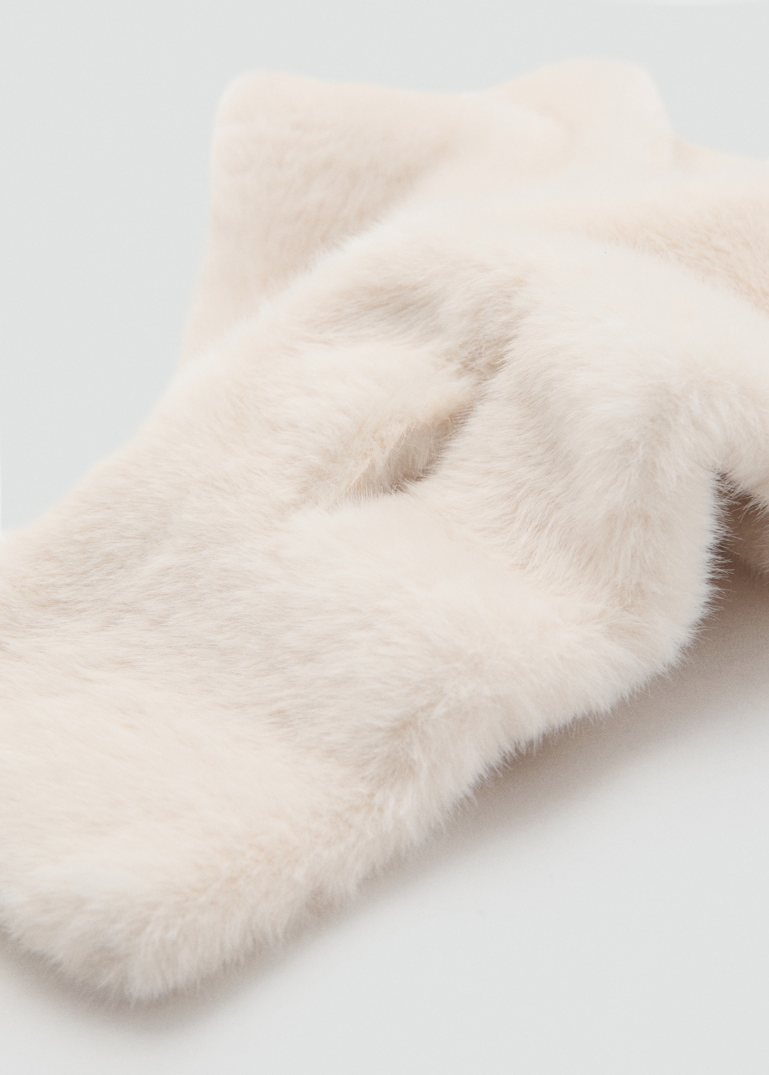 Fur-effect scarf - Medium plane