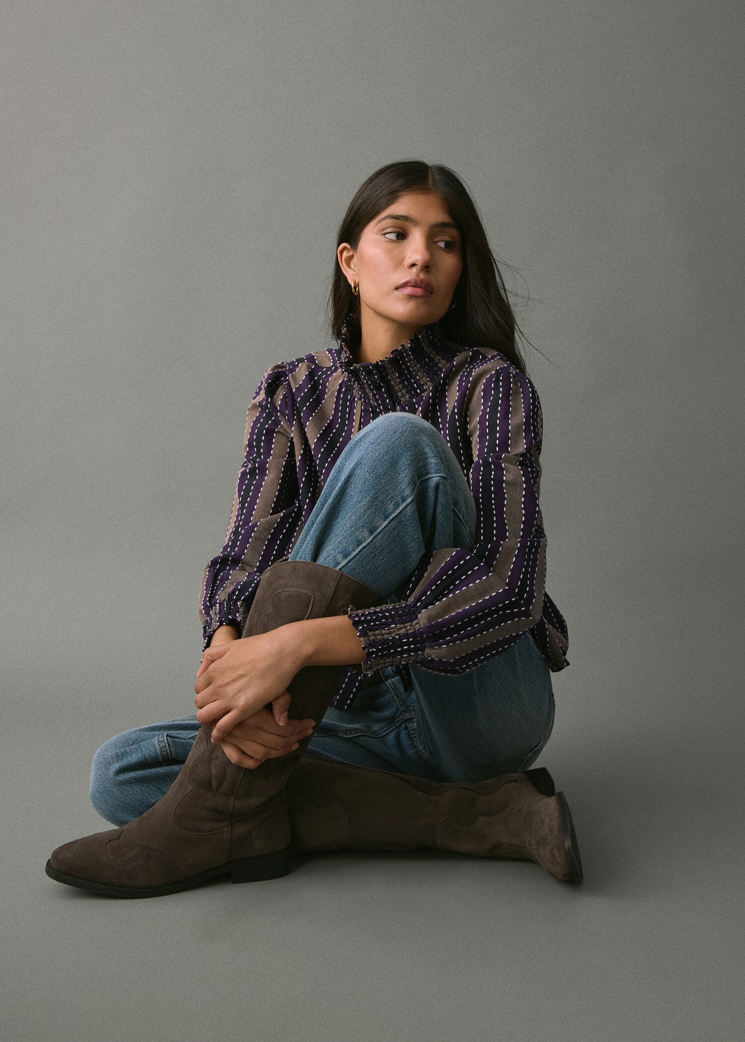 Striped blouse with embroidered details - Details of the article 2