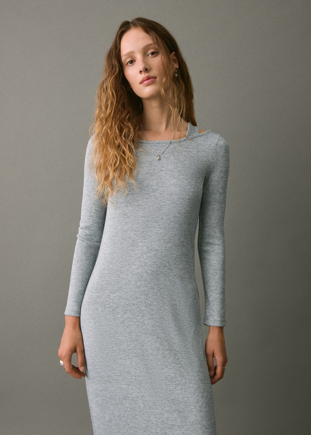 Long dress with cut-out