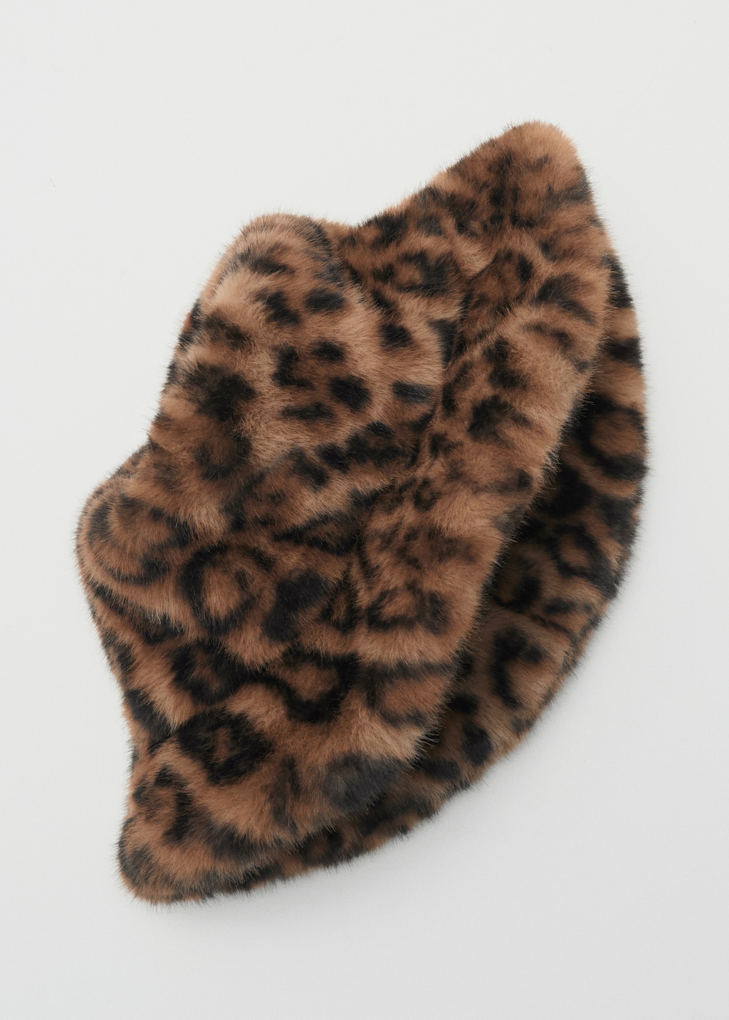 Leopard-print fur-effect bucket hat
