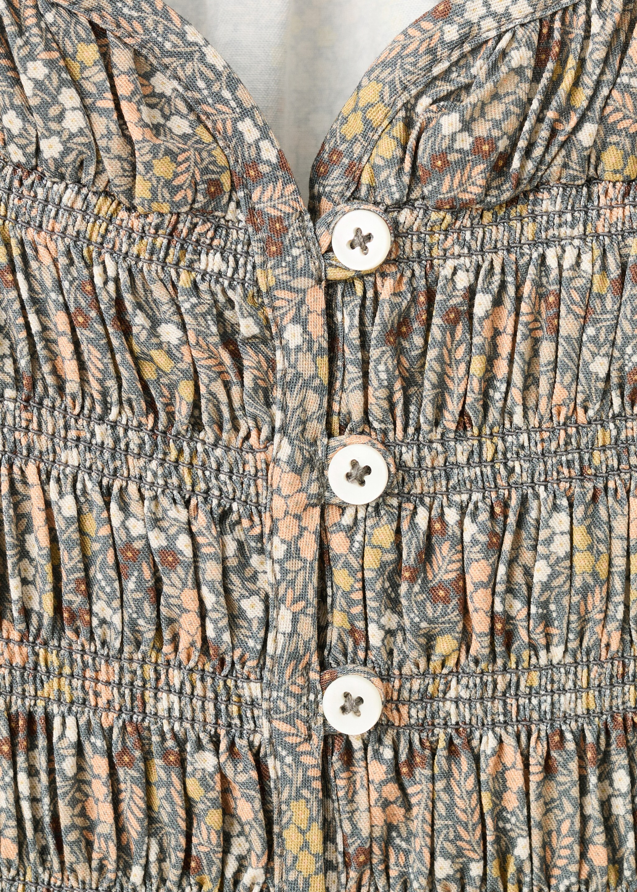 Florales Kleid mit Raffdetails - Detail des Artikels 8, Dunkelgrün. Ref: 17047770-00.