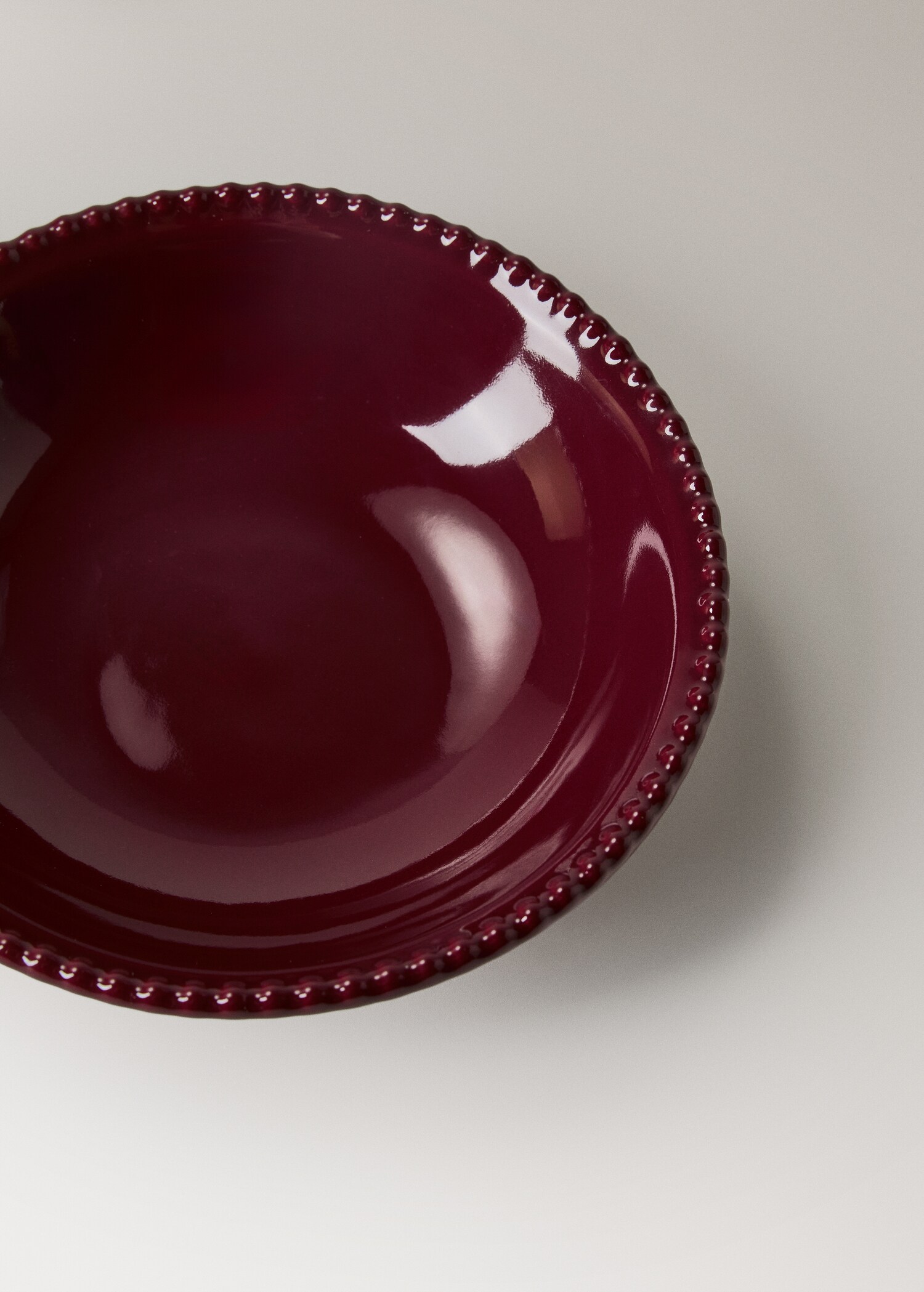 Duboki tanjur od reljefne kamenine - Detalji artikla 2