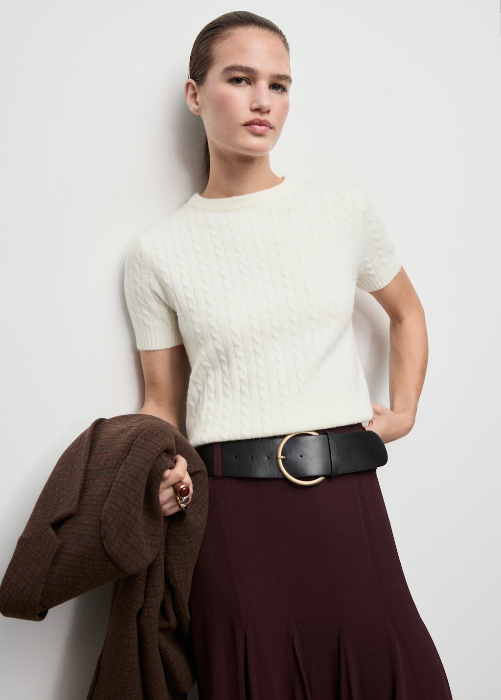 Short-sleeved cable-knit sweater
