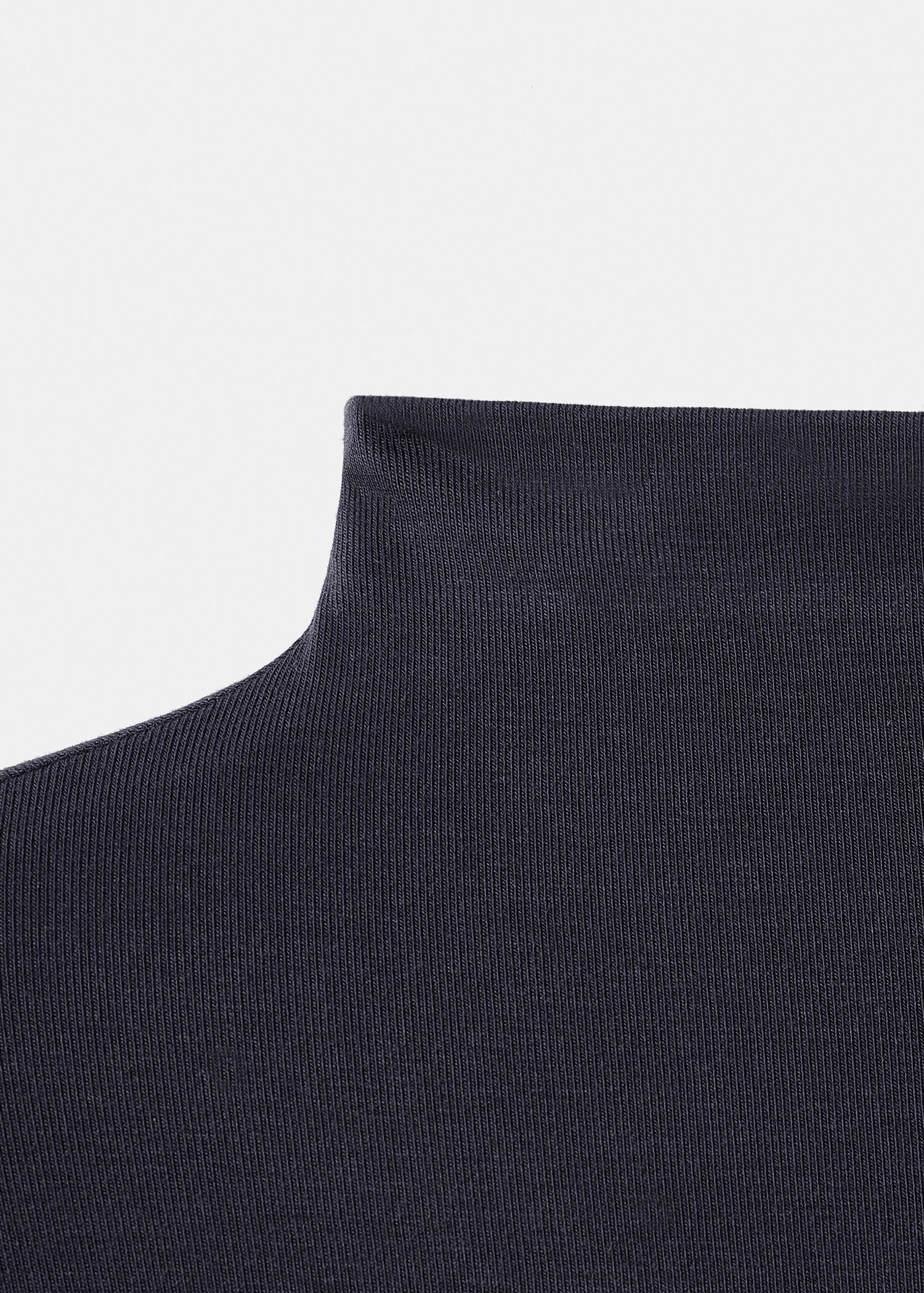 T-shirt à col montant - Détail de l'article 8
