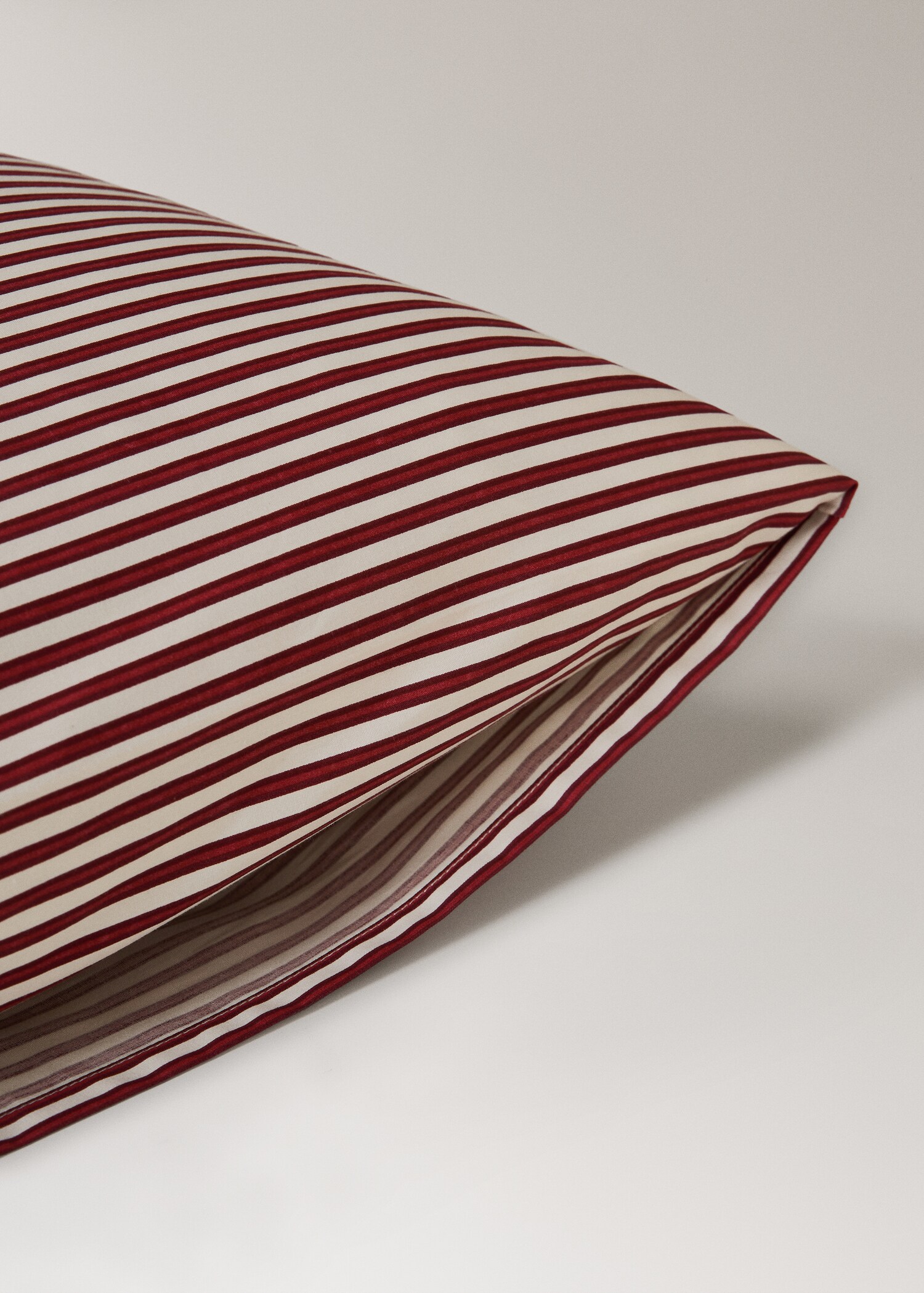Reversible percale cotton striped pillowcase 50x75cm - Details of the article 2