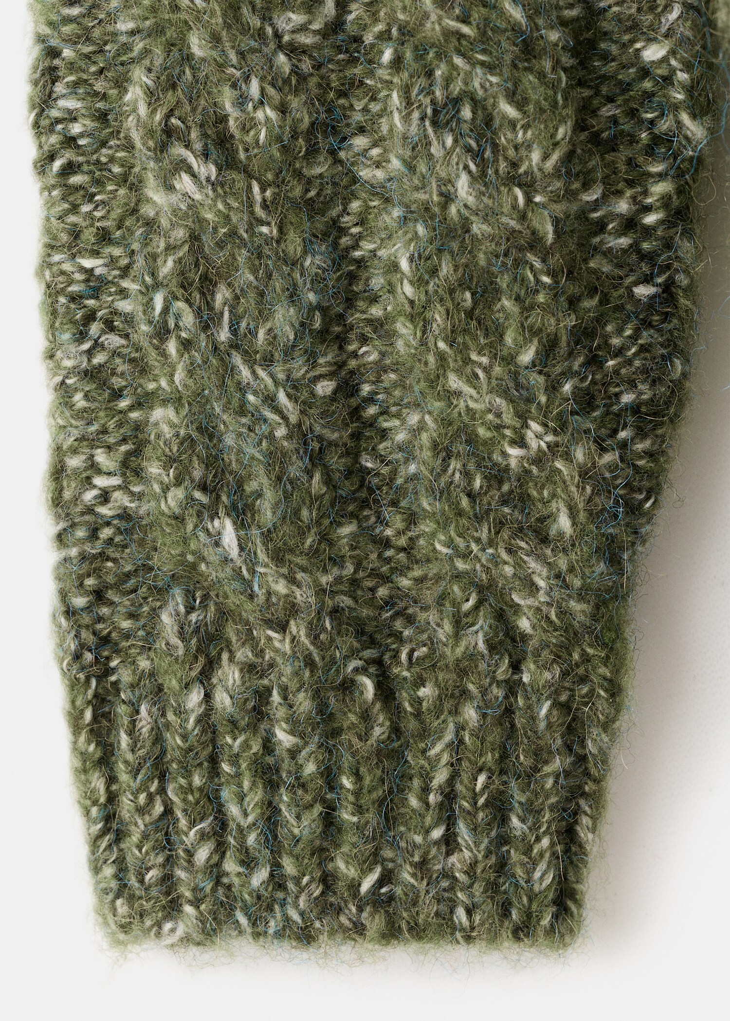 Pull-over maille tressée - Détail de l'article 0