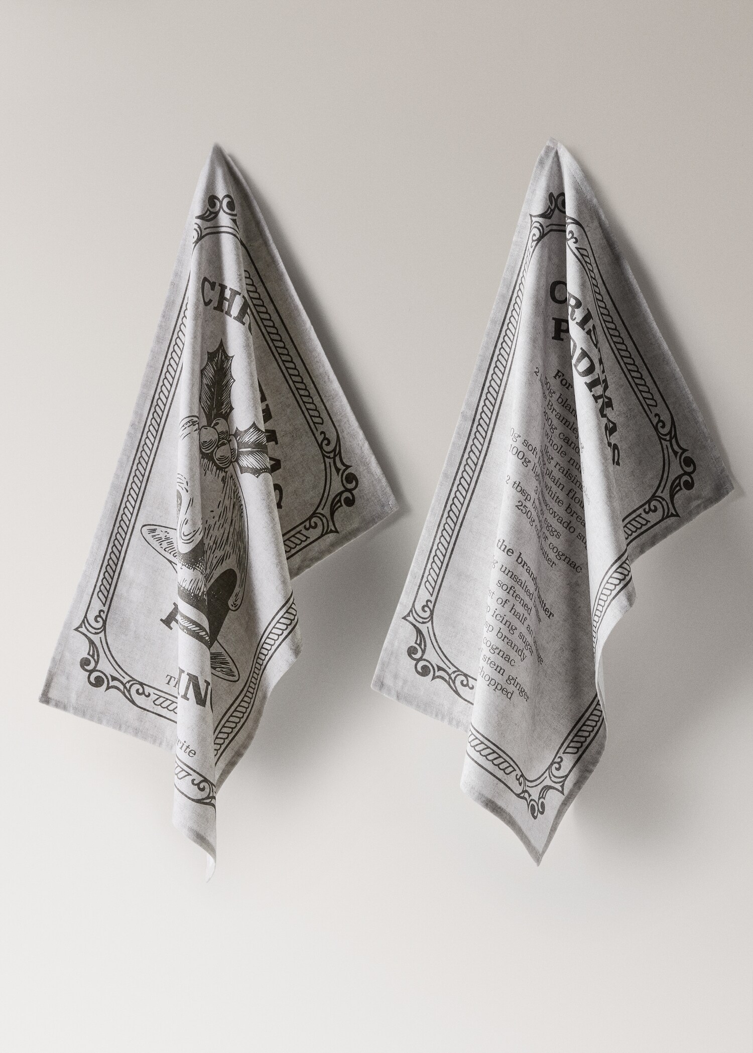 Vánoční ubrus s potiskem vánočního pudinku - Zboží bez modelu