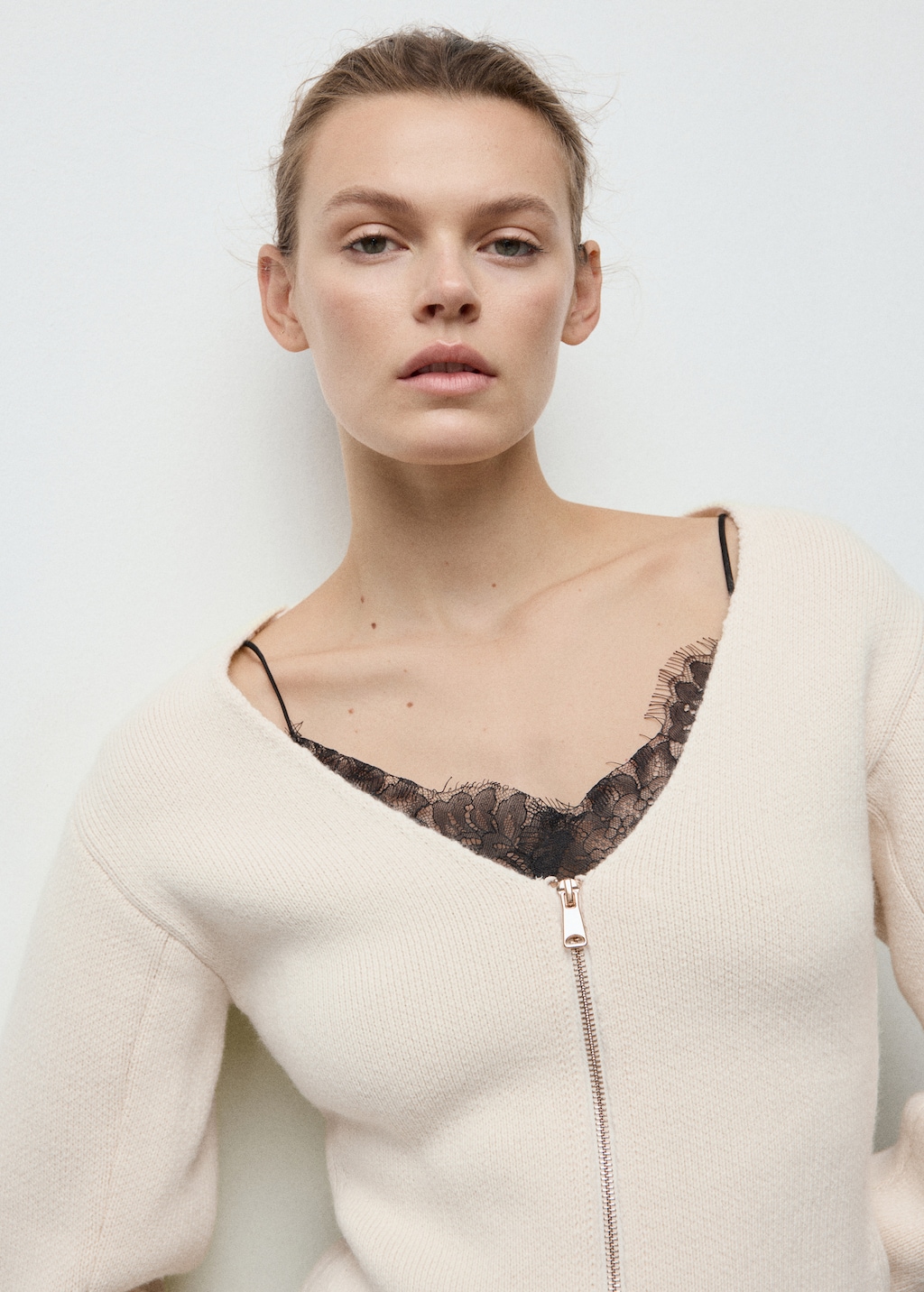 Mango Knitted jacket with zip