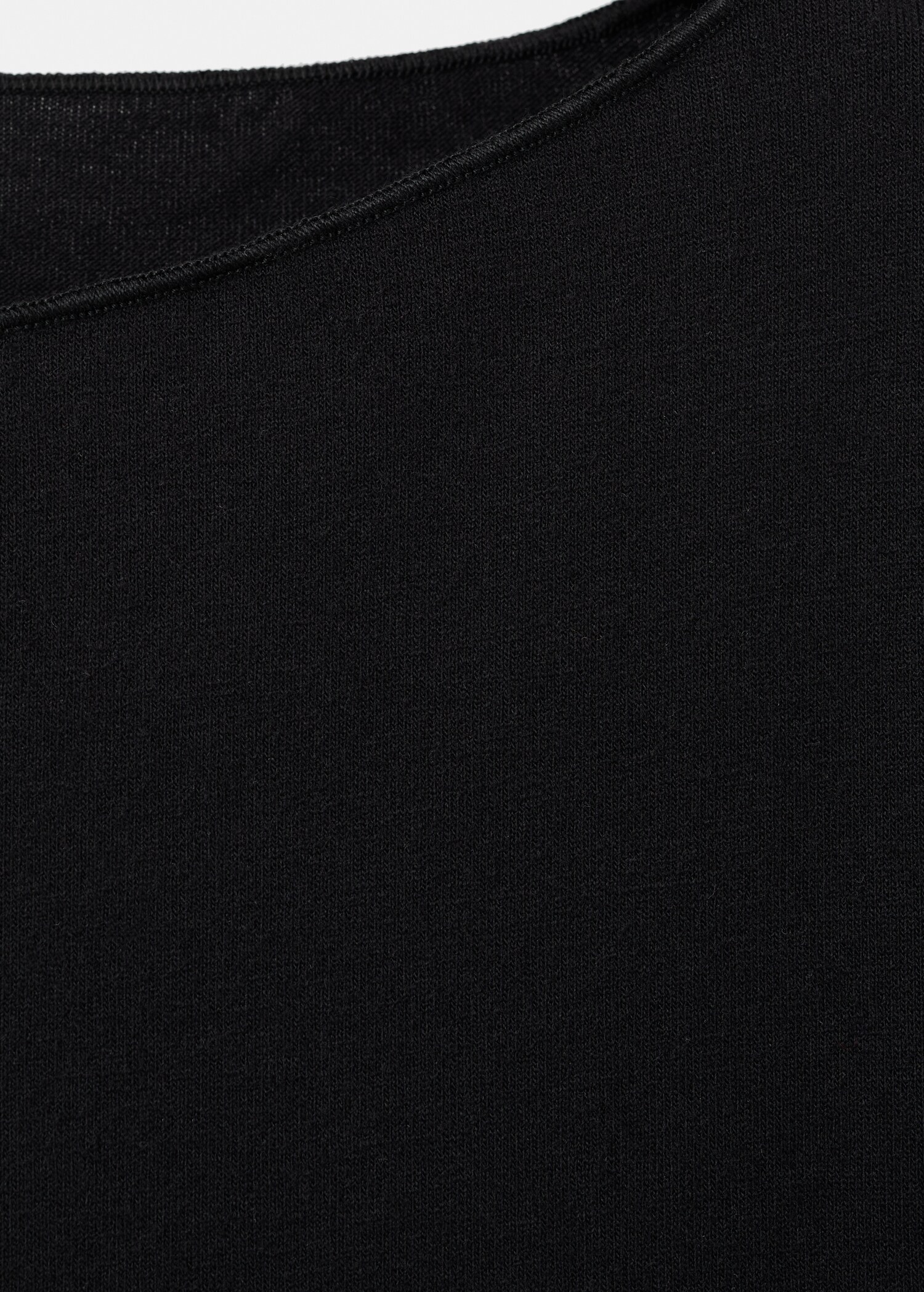 Boat neck t-shirt - Details of the article 8