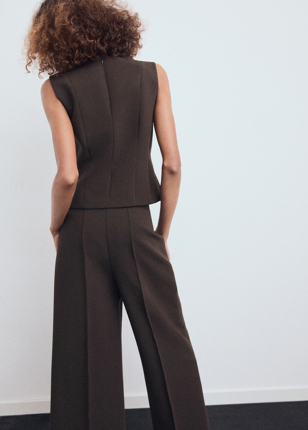 V-neck blouse with bows