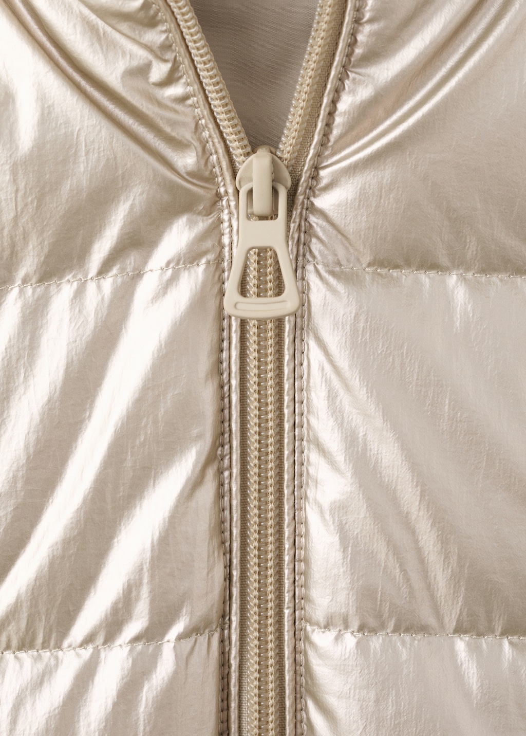 Metallic puffer jacket