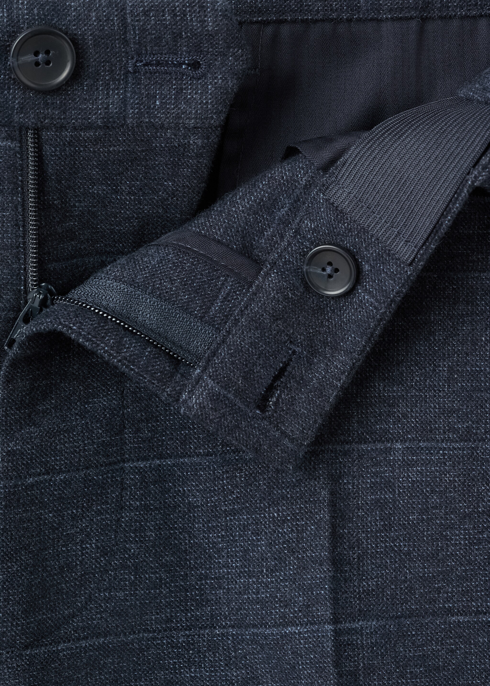 Slim-fit flannel trousers - Details of the article 8, Navy. Ref: 17047884-00.