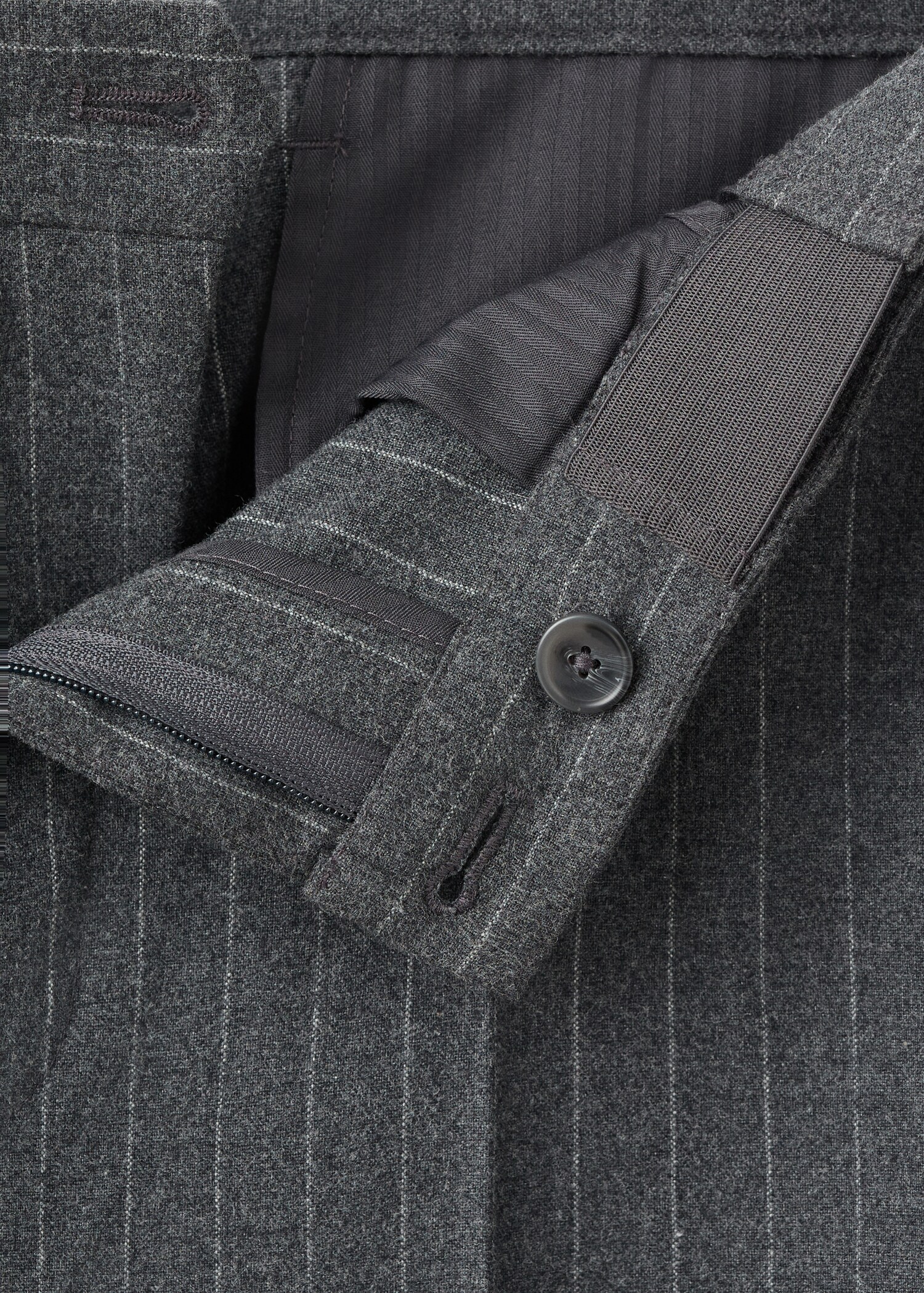 Trousers brest - Details of the article 8