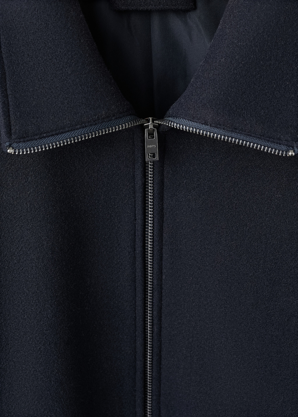Zip textured jacket