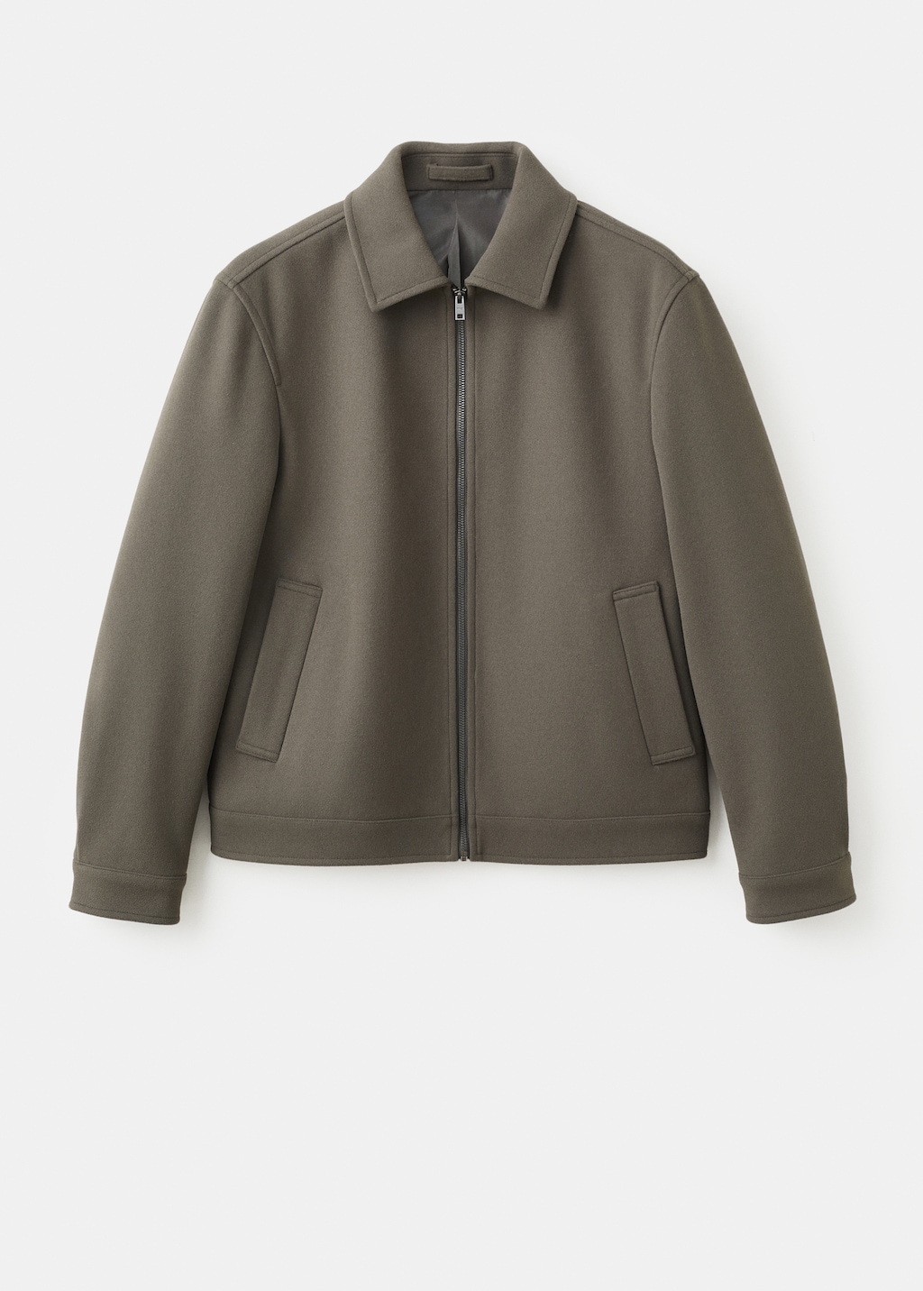 Jacket with zip pockets