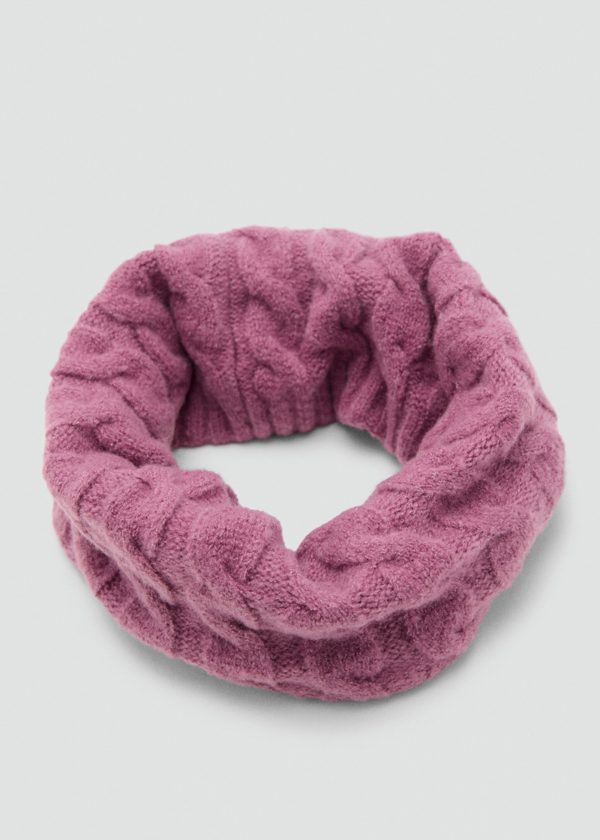 Knit scarf - Details of the article 1, Strawberry. Ref: 17047893-00.