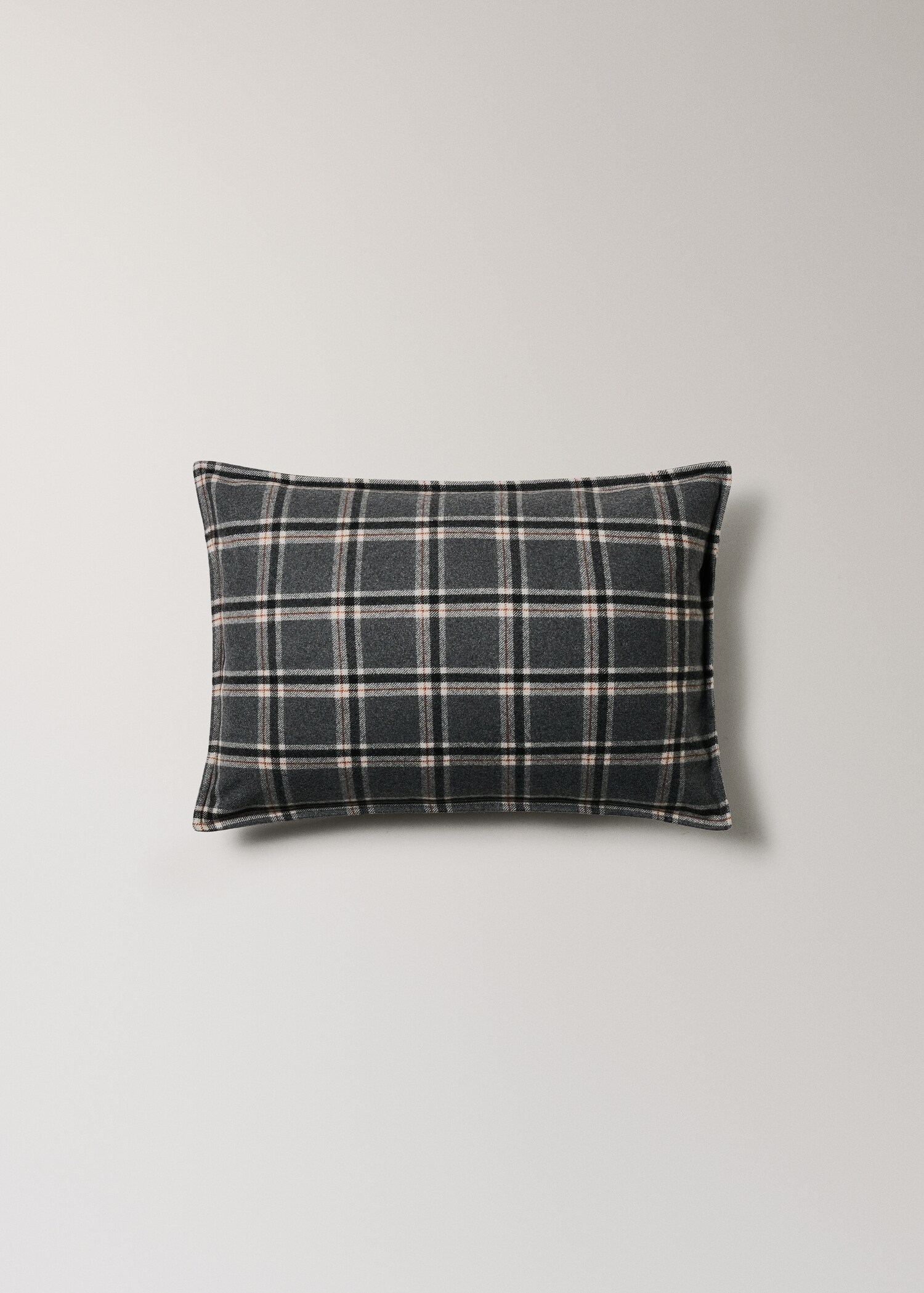 Wool check cushion cover 40x60 cm - Article without model