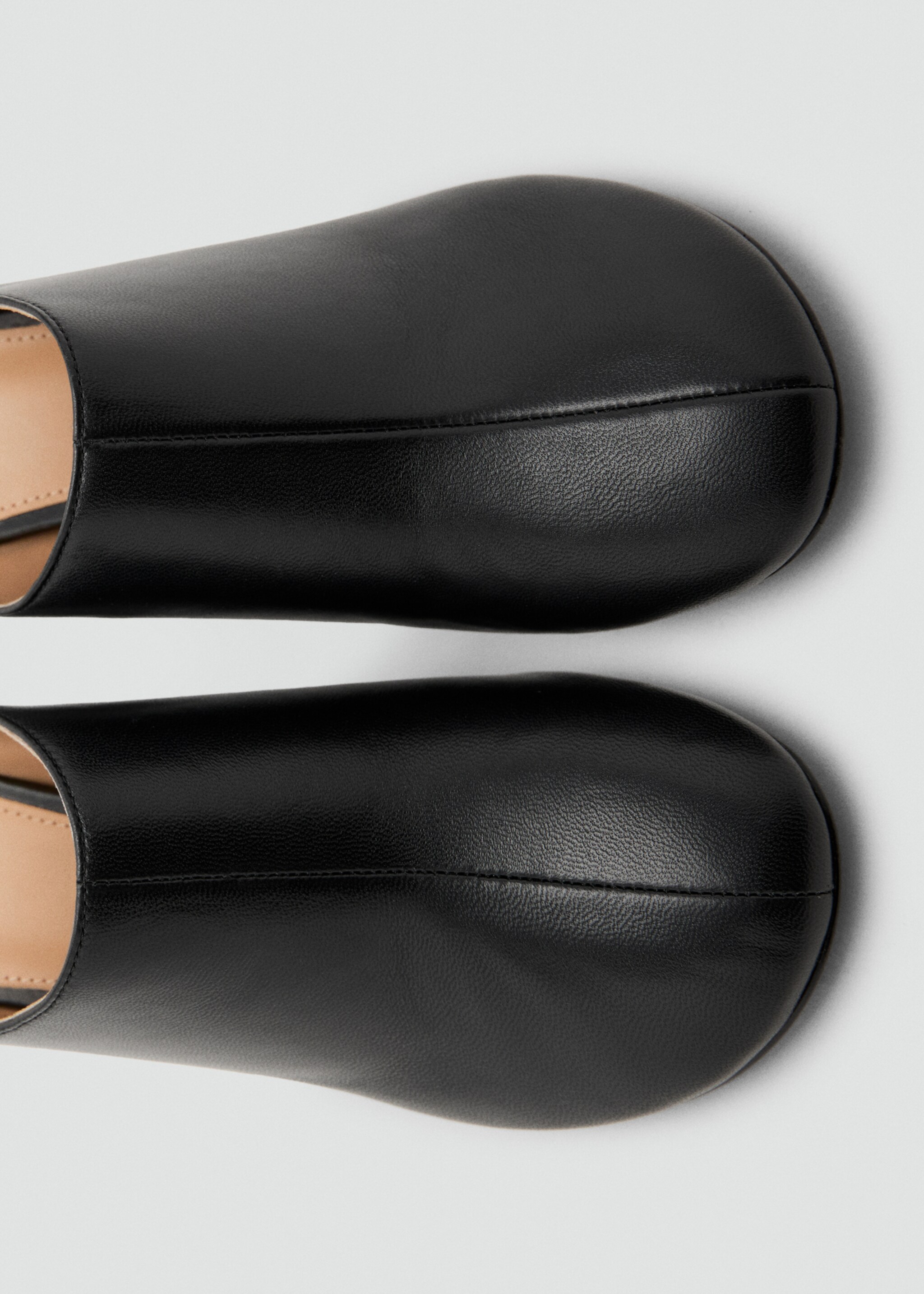 Leather heeled clogs - Details of the article 1, Black. Ref: 17047903-00.