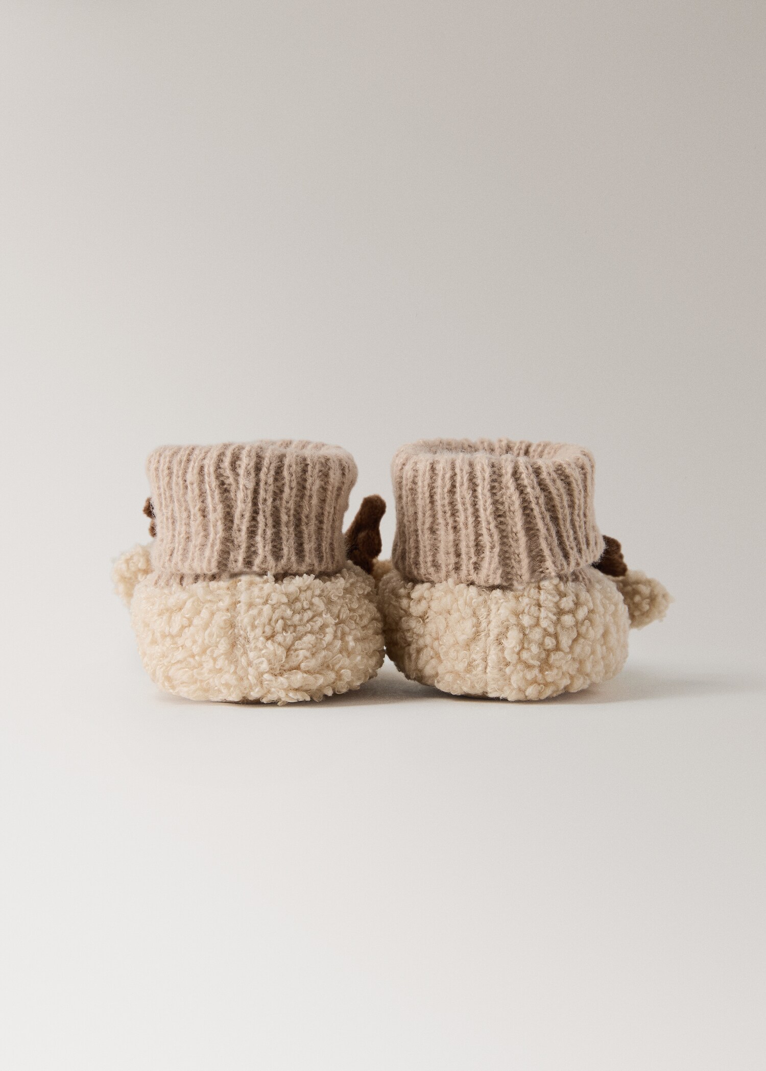 Παντόφλα τάρανδος με απομίμηση γούνας προβάτου - Λεπτομέρεια του προϊόντος 2