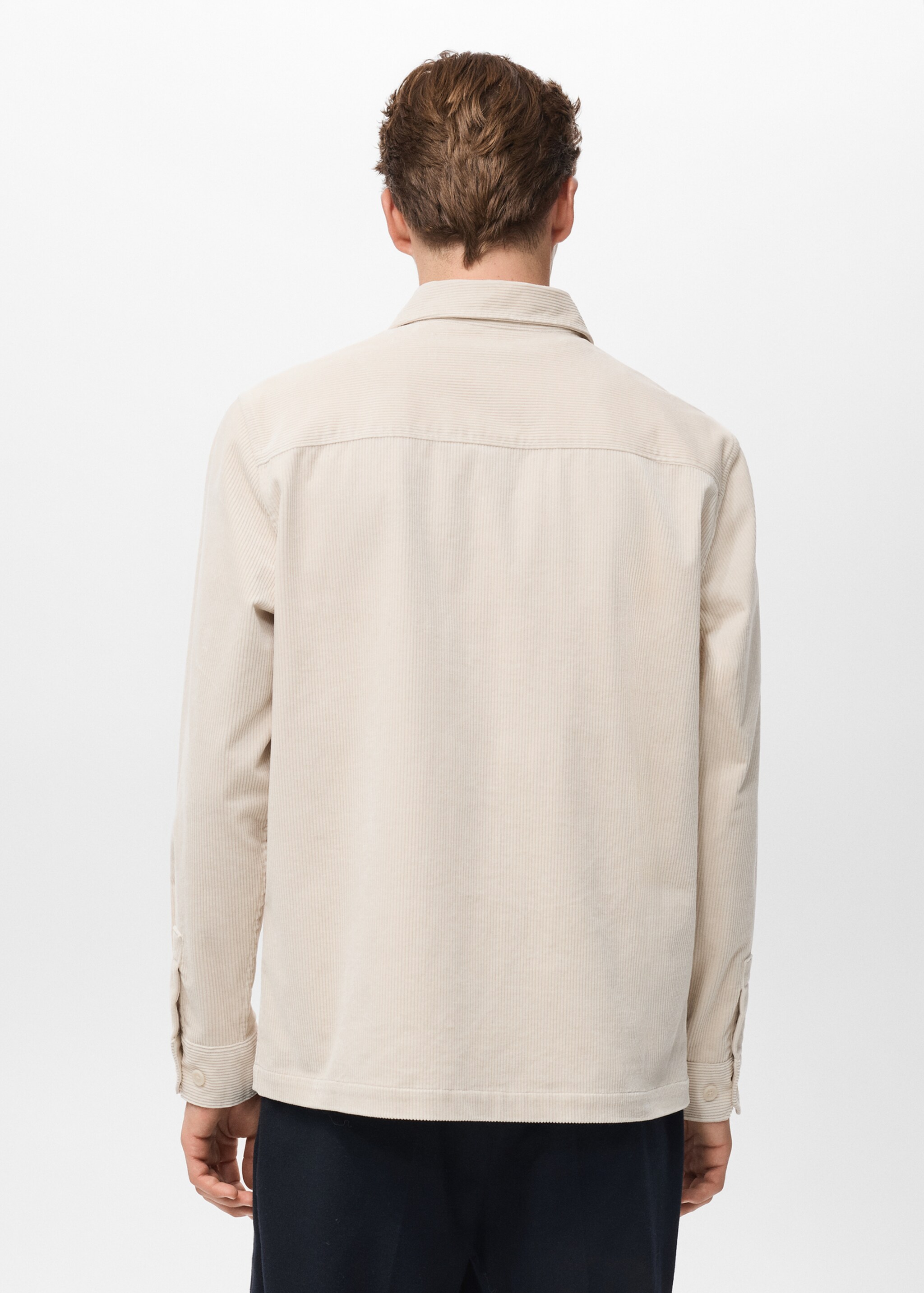 Corduroy overshirt with pockets - Reverse of the article, Ecru. Ref: 17047905-00.