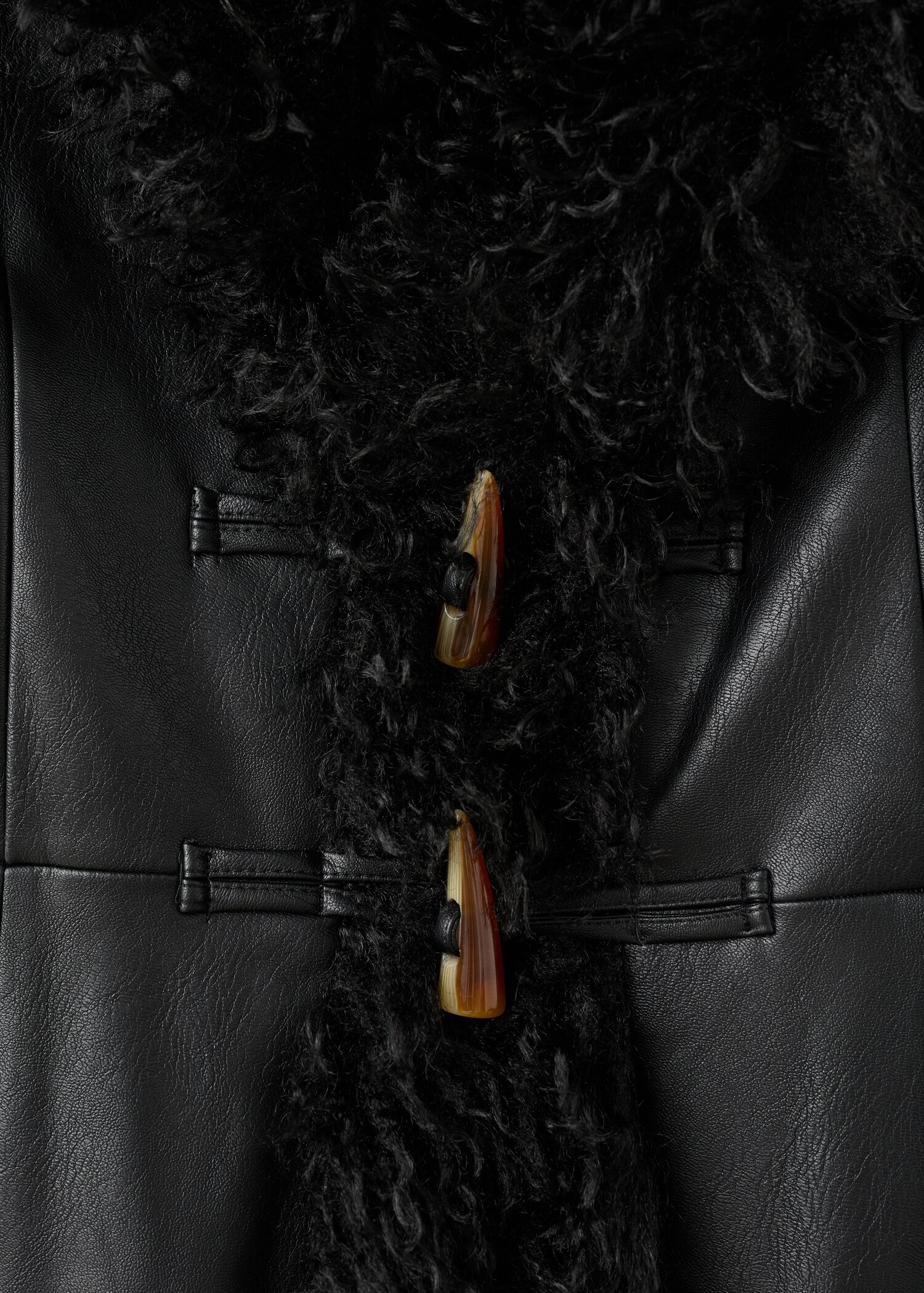Combined faux leather coat with fur - Details of the article 8