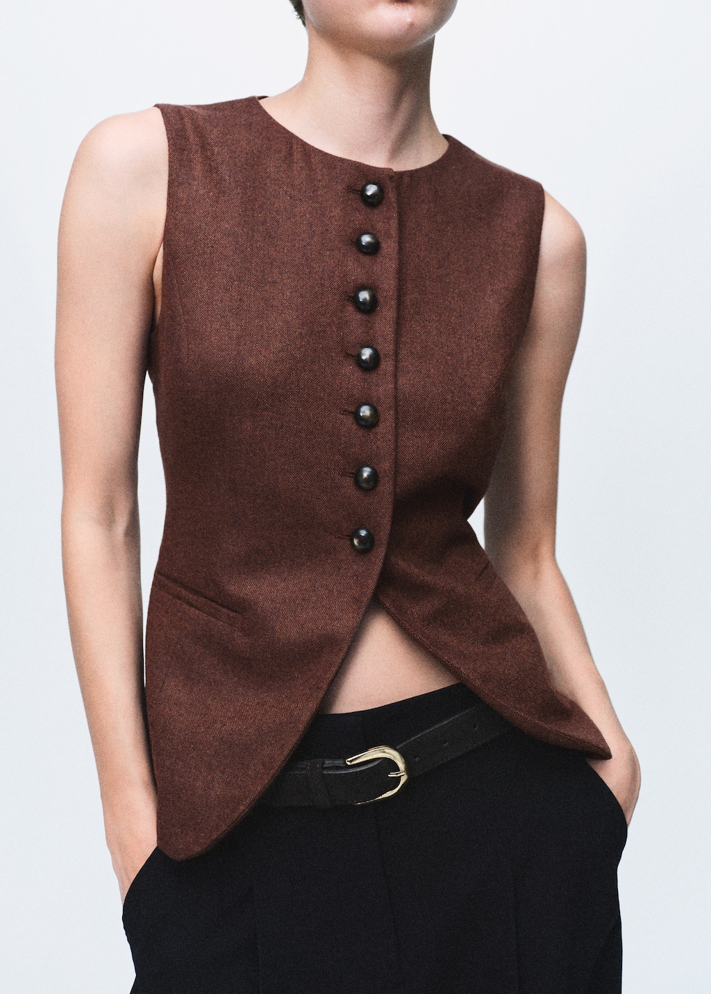 Wool-blend vest with buttons