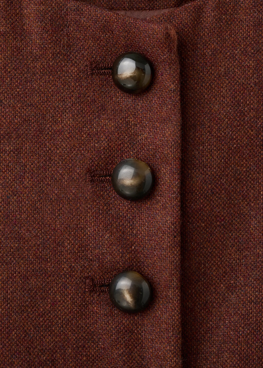 Wool-blend vest with buttons