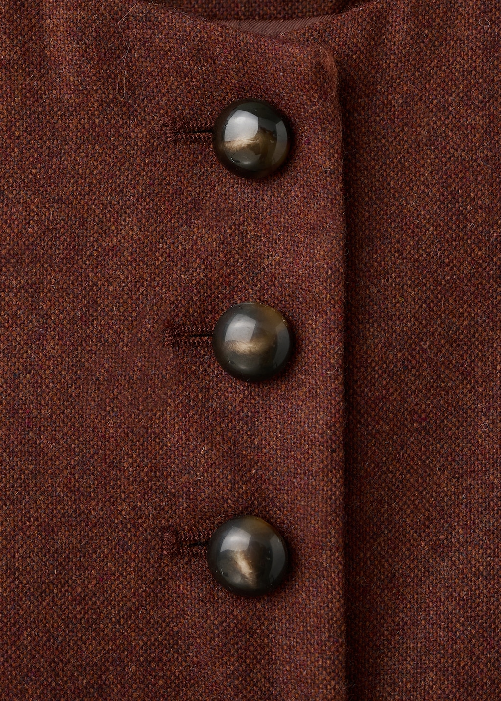 Wool-blend vest with buttons