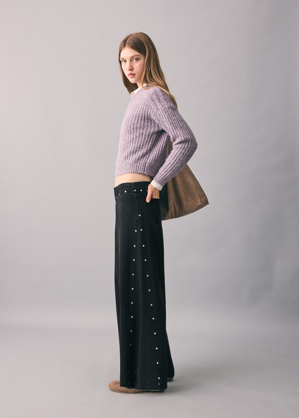 Wide leg jeans with studs