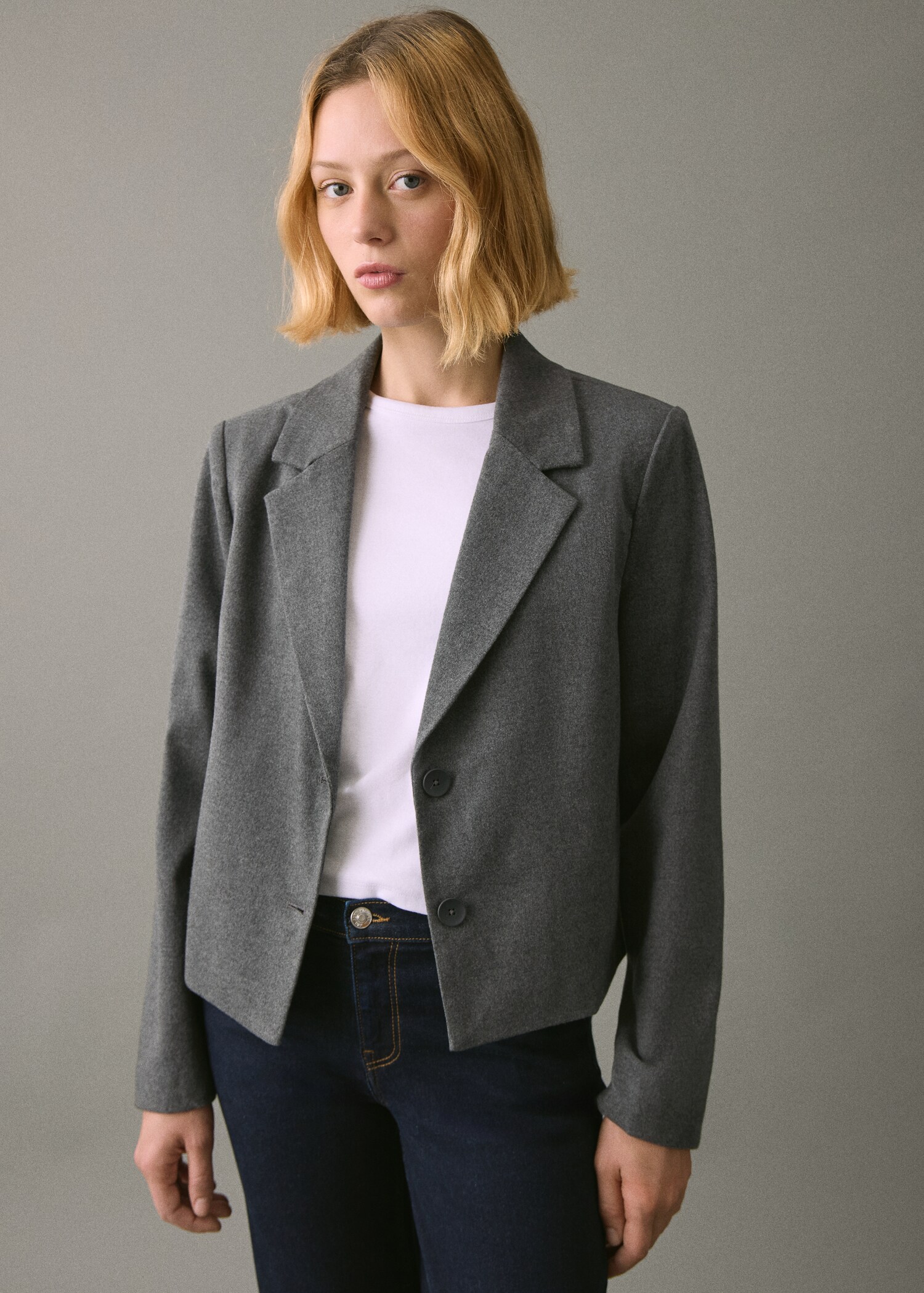 Blazer corta solapa - Plano medio