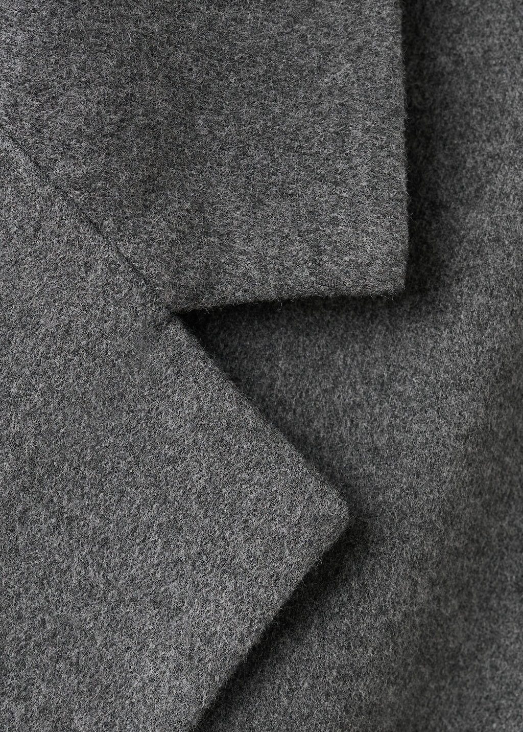 Short jacket with lapels