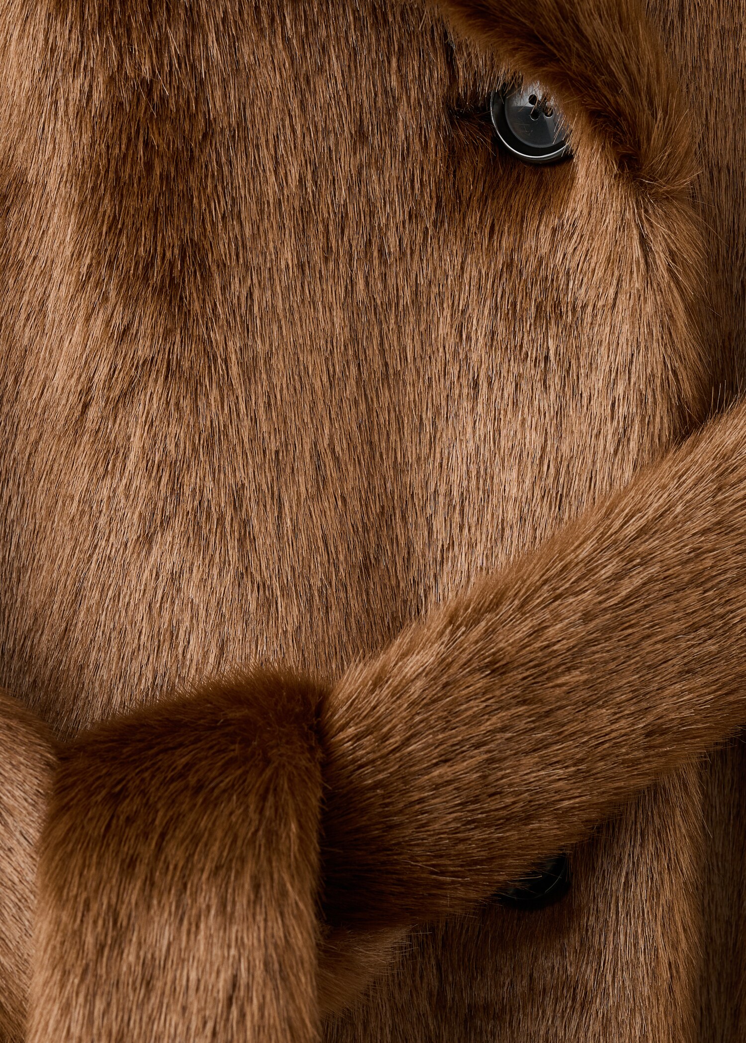 Fur-effect coat with belt - Details of the article 0