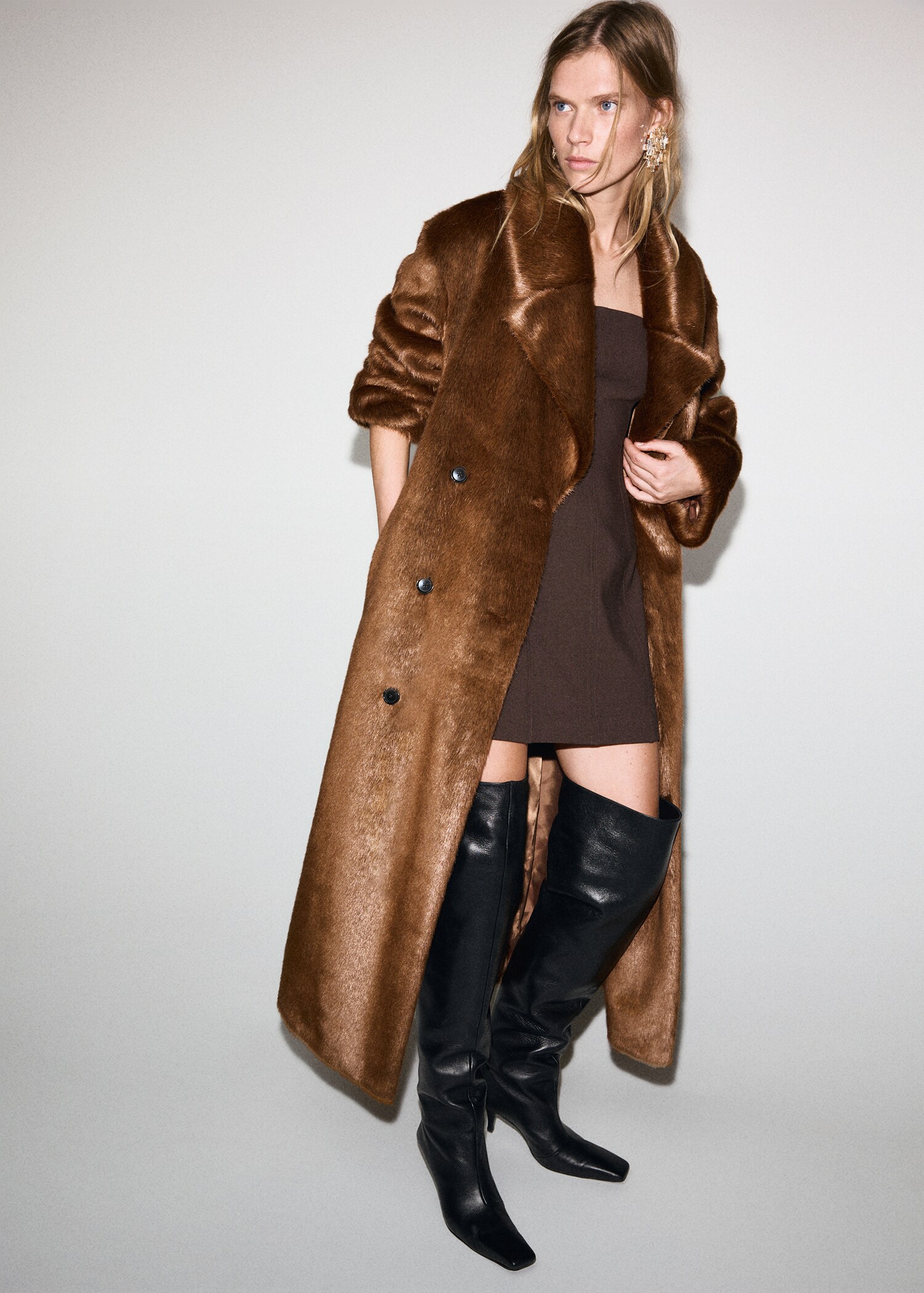 Fur-effect coat with belt - Details of the article 6