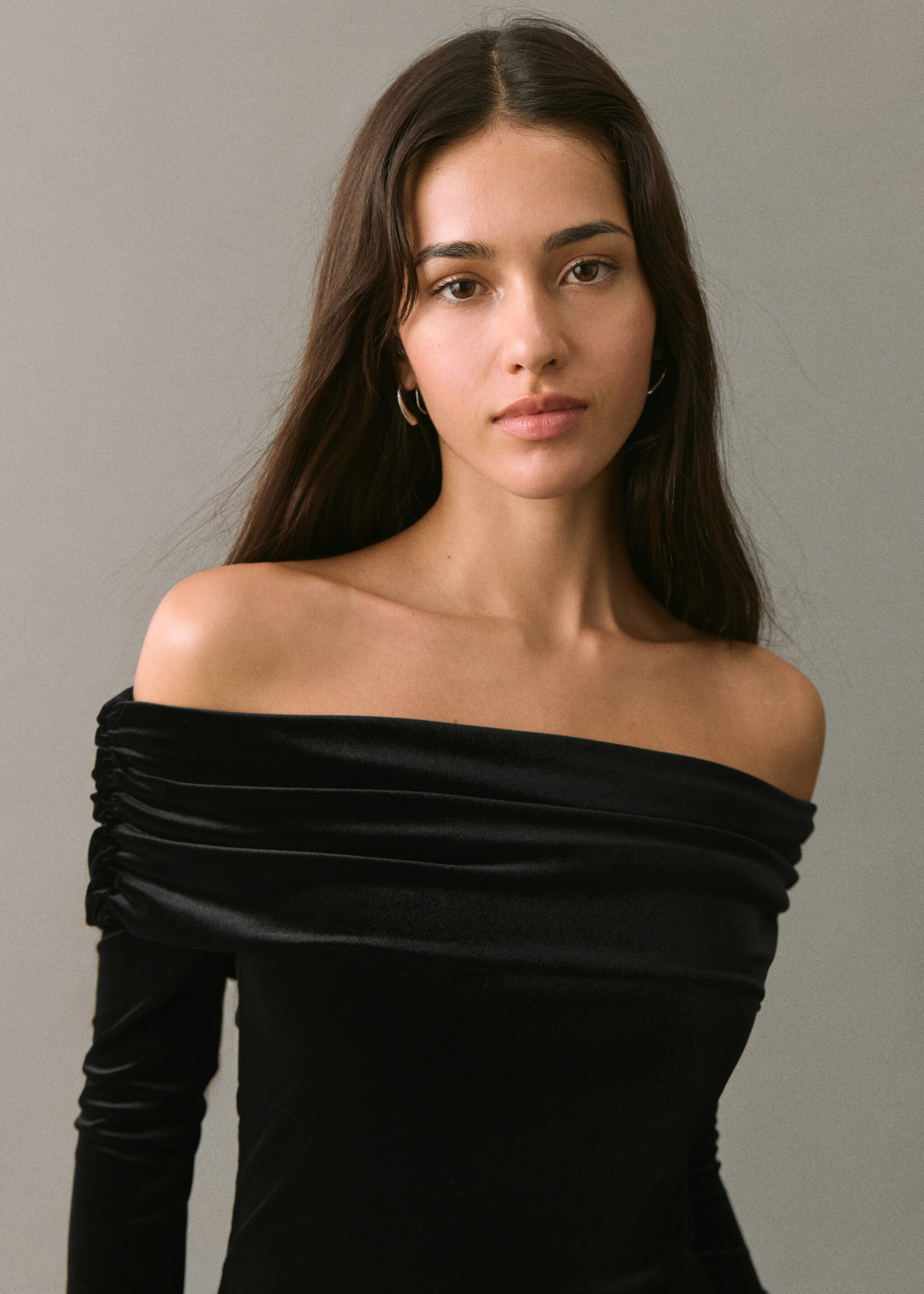 Vestido palabra de honor - Detalle del artículo 1, Negro. Ref: 17048274-00.
