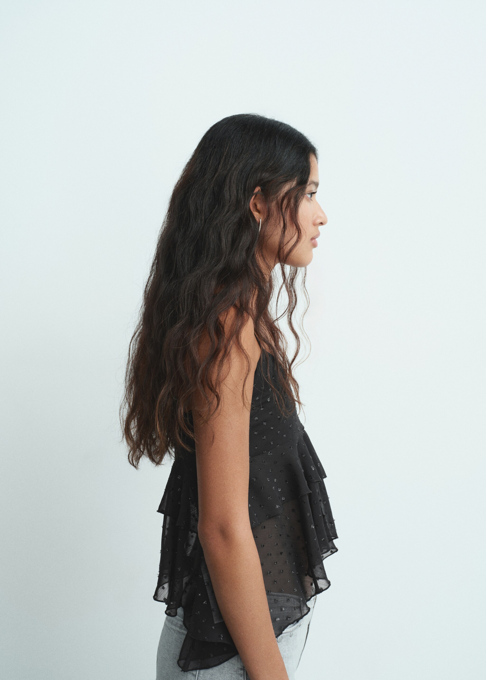 Top de plumetis com folhos - Pormenor do artigo 1, Preto. Ref: 17048275-00.
