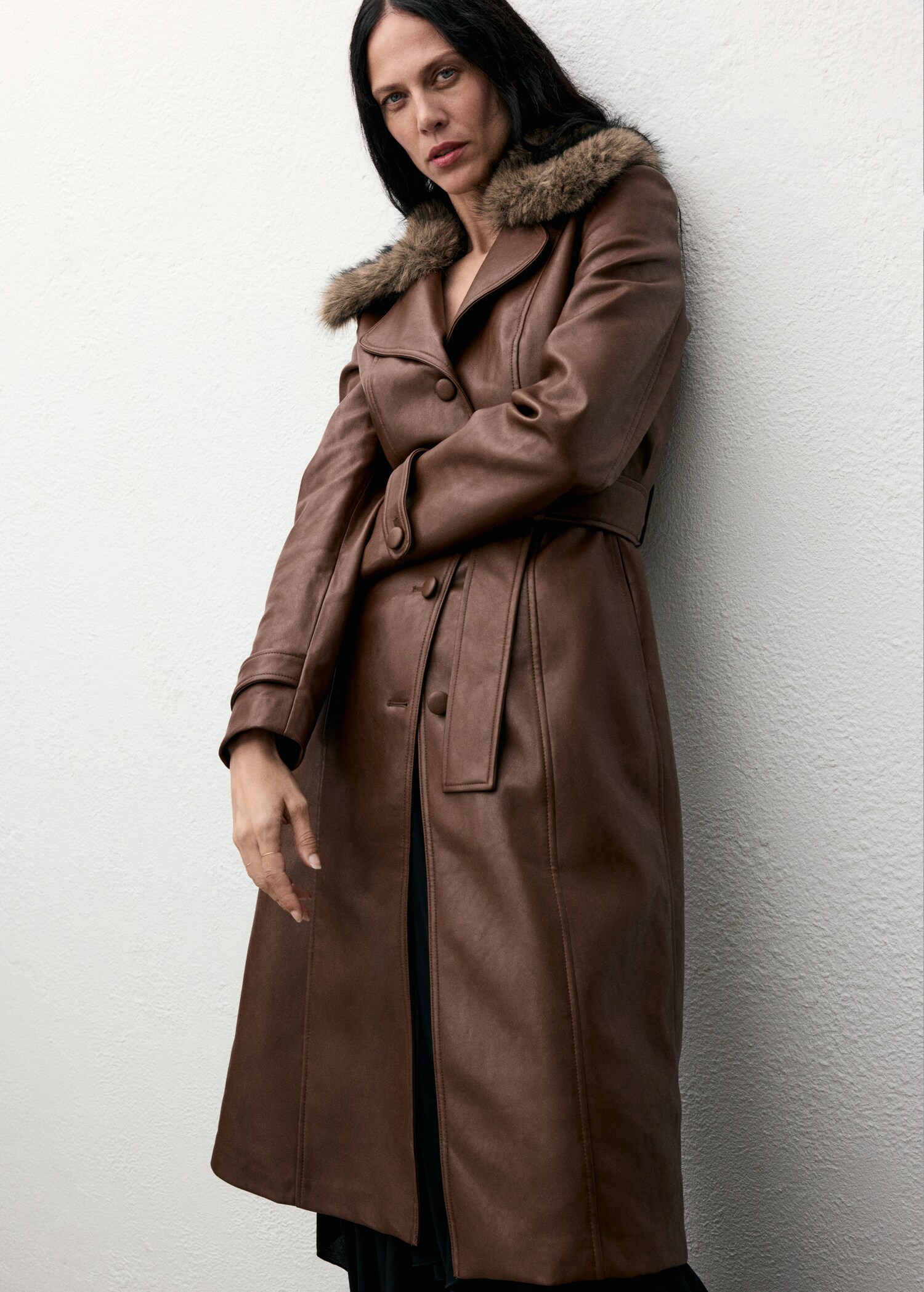 Faux leather effect coat with fur collar - Medium plane
