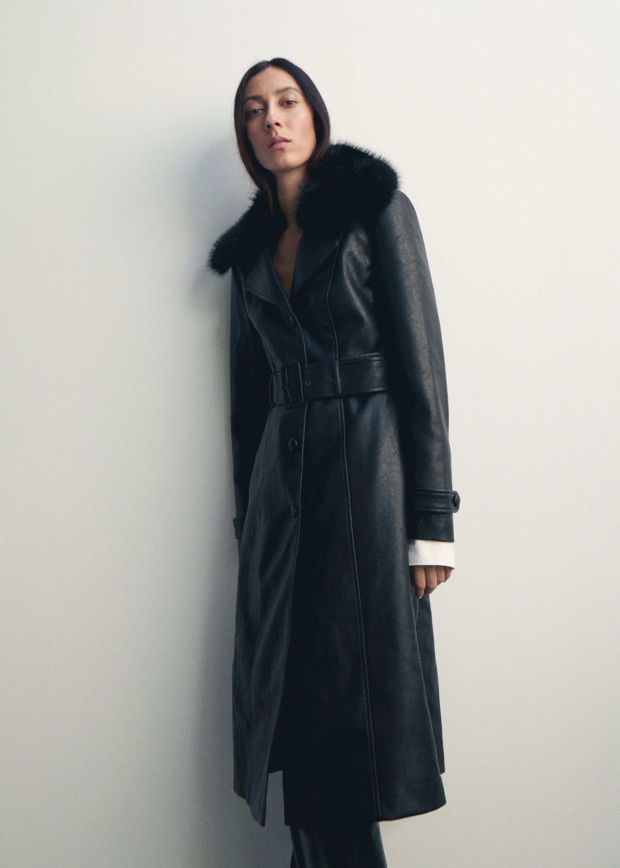 Faux leather effect coat with fur collar - Medium plane, Black. Ref: 17048282-00.